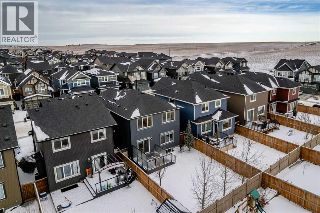 40 Sundown Avenue, Cochrane