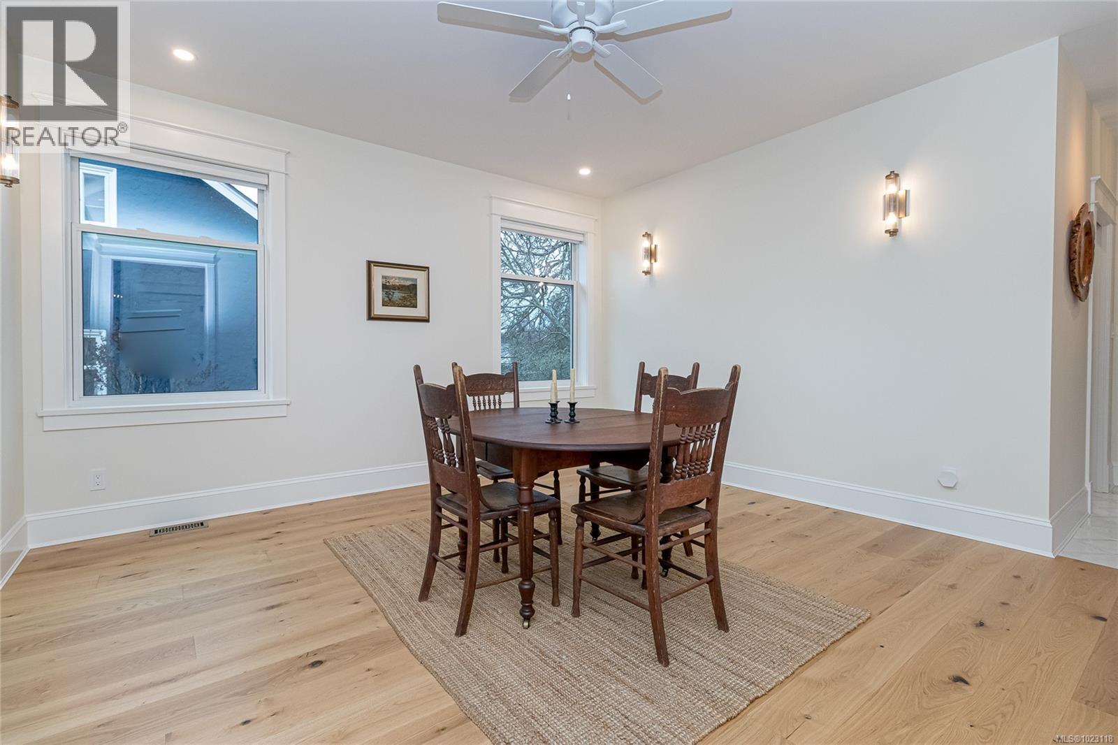  2614 Avebury Avenue, Victoria