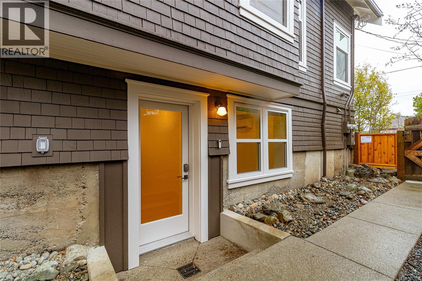  2614 Avebury Avenue, Victoria