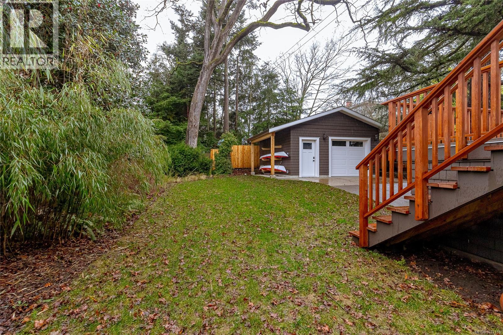  2614 Avebury Avenue, Victoria