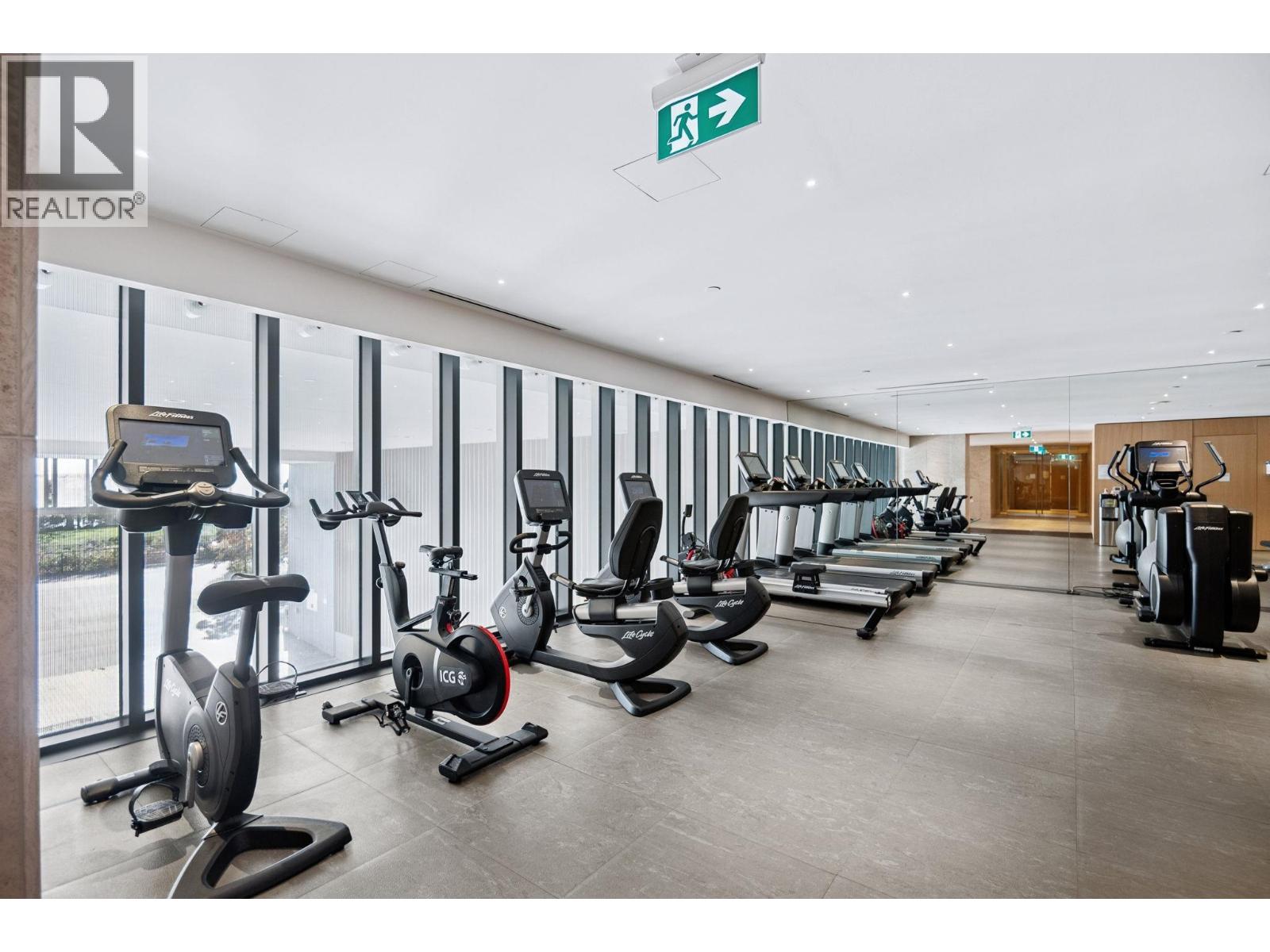 209 1355 BELLEVUE AVENUE, West Vancouver