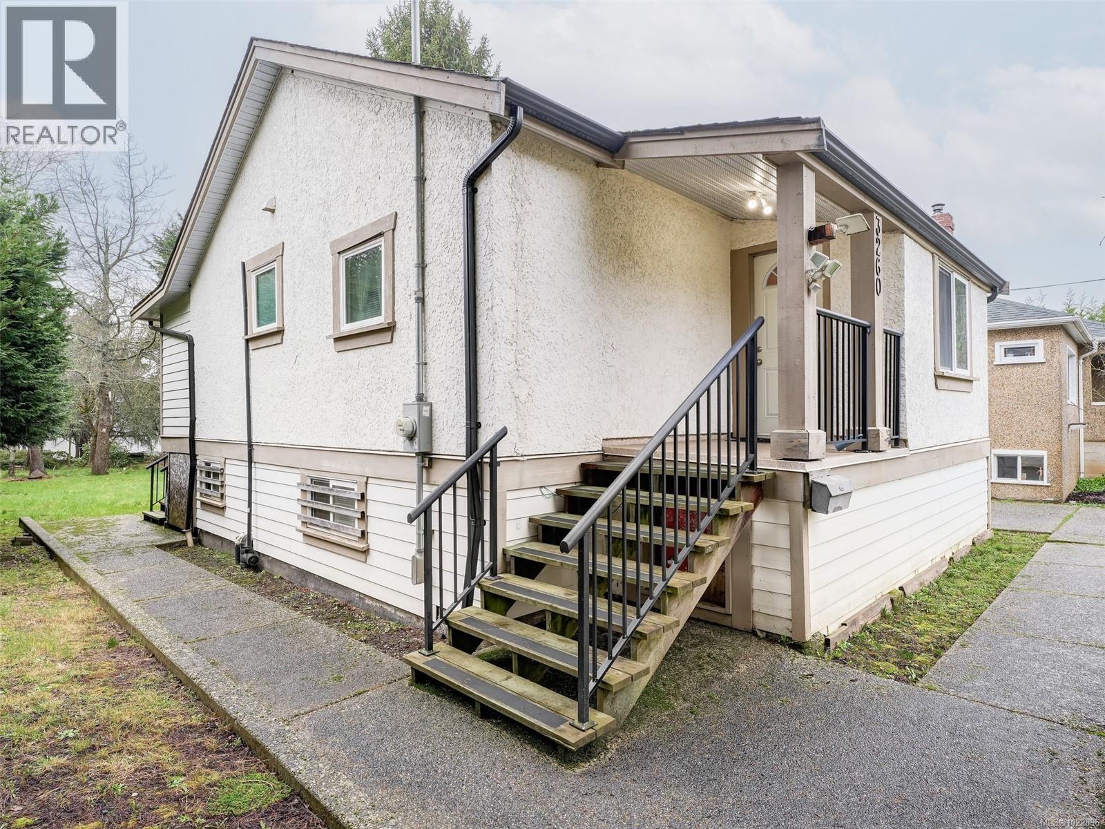  3260 Seaton Street, Saanich