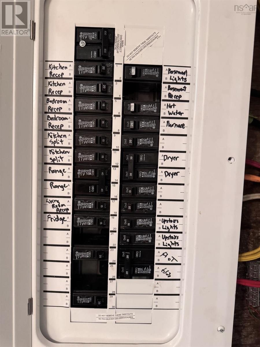 Property 36 of 47 of 18 Avalon Crescent