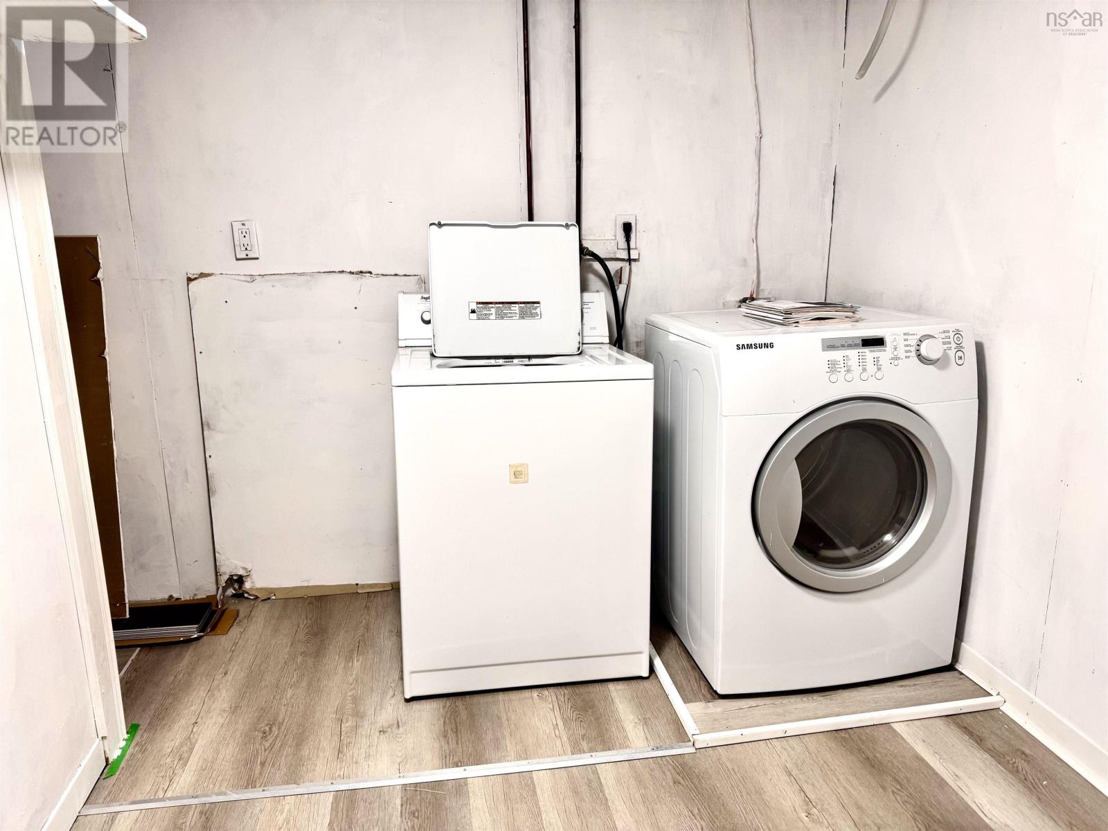 Property 32 of 47 of 18 Avalon Crescent