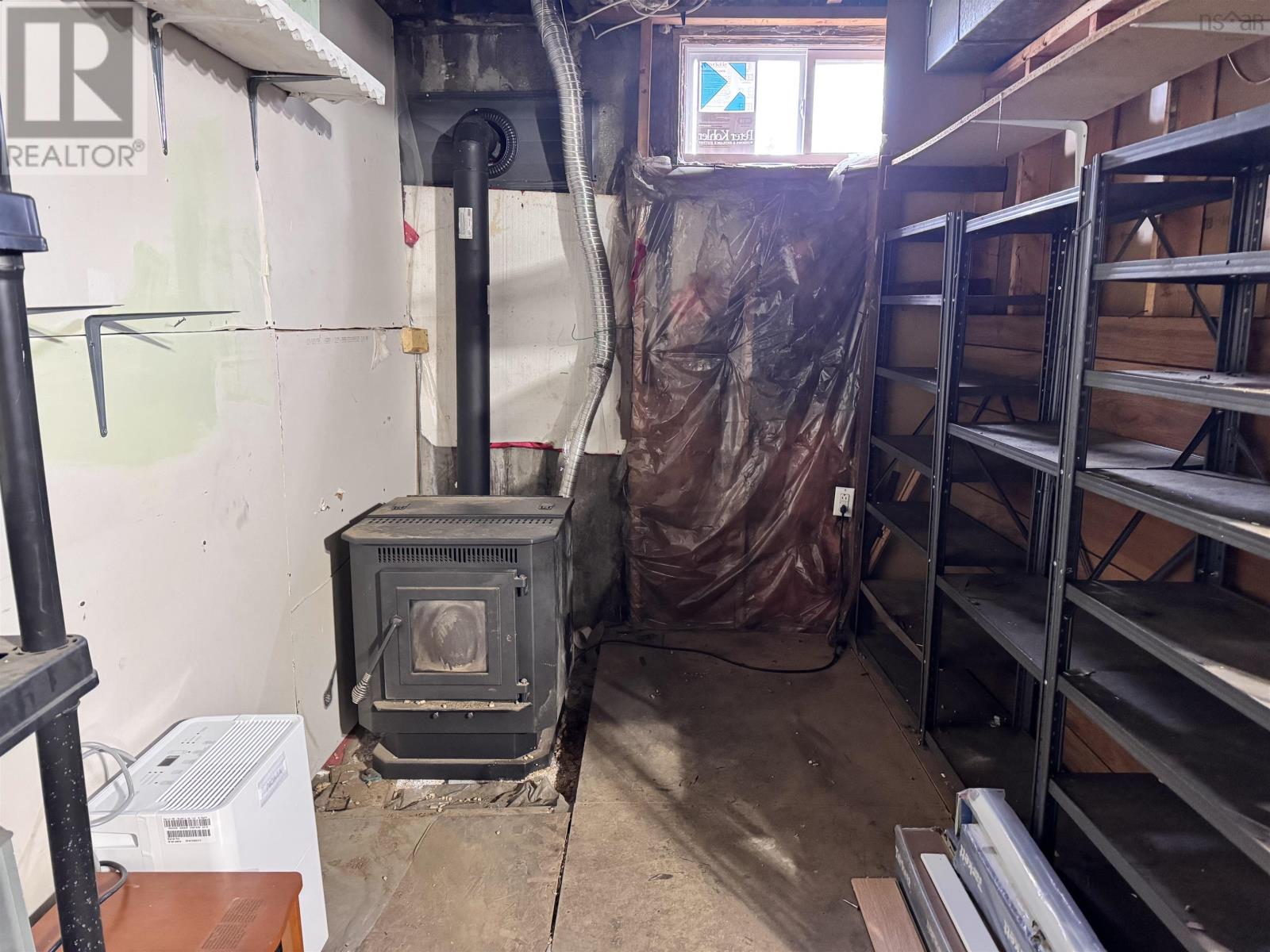 Property 25 of 47 of 18 Avalon Crescent