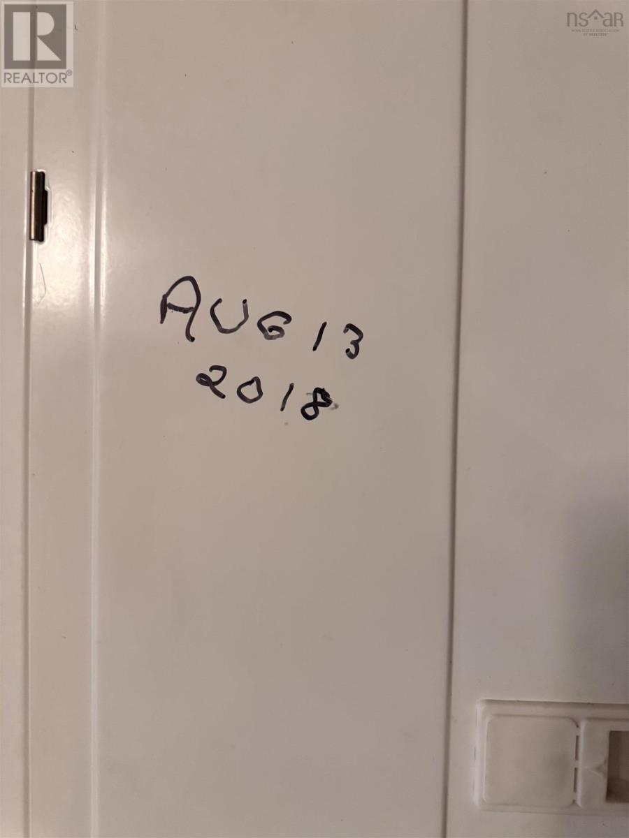 Property 35 of 47 of 18 Avalon Crescent