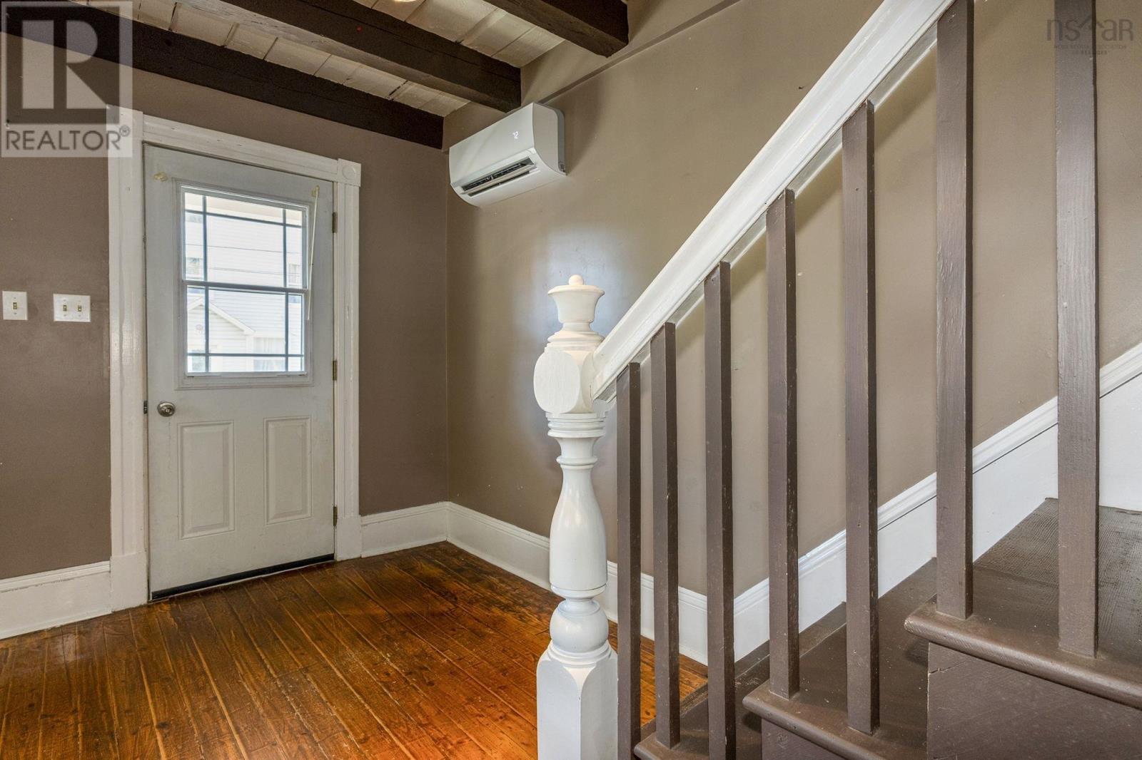 Property 21 of 39 of 503 Robie Street