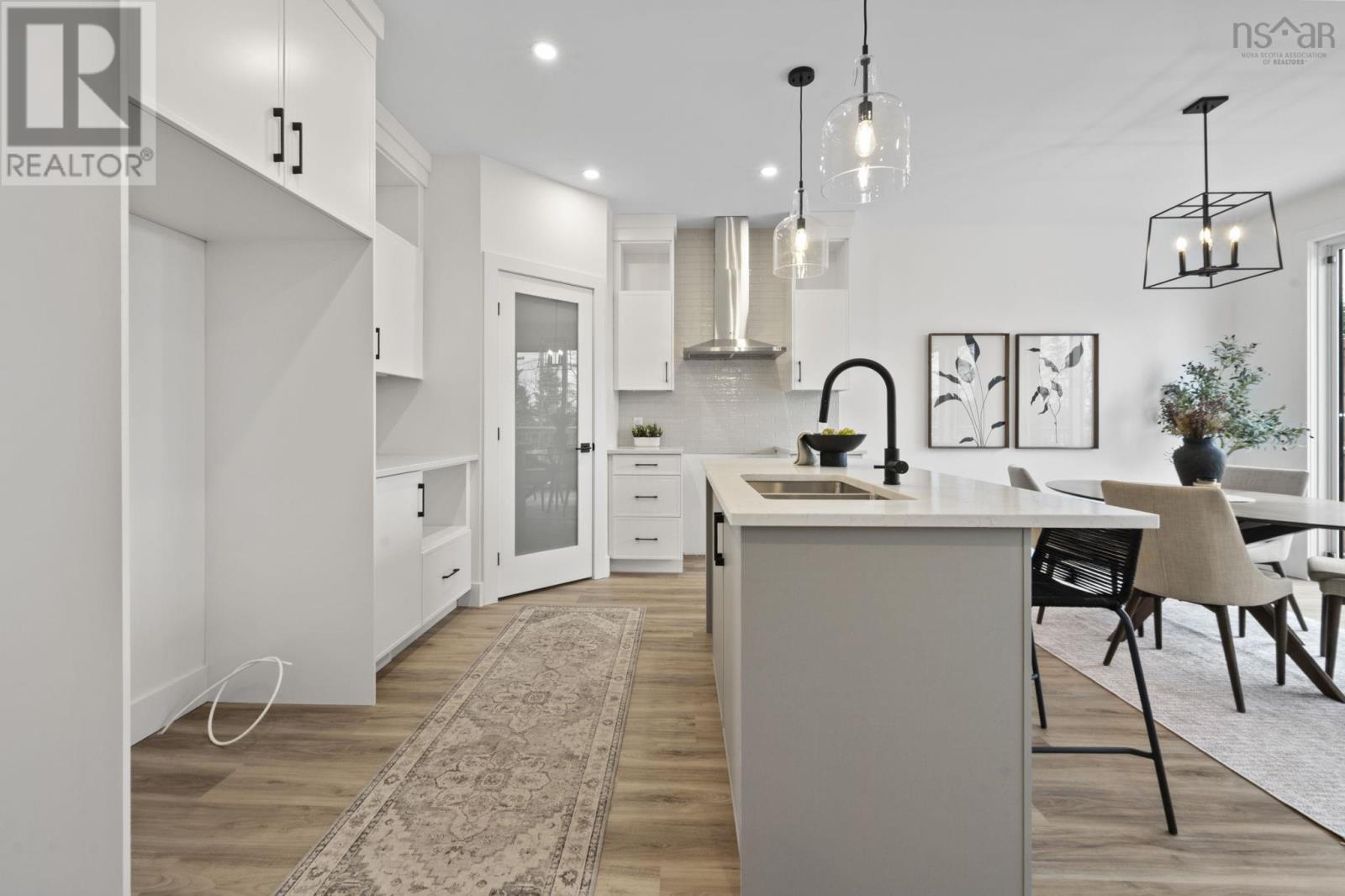 Property 12 of 49 of 14 Wanders Way