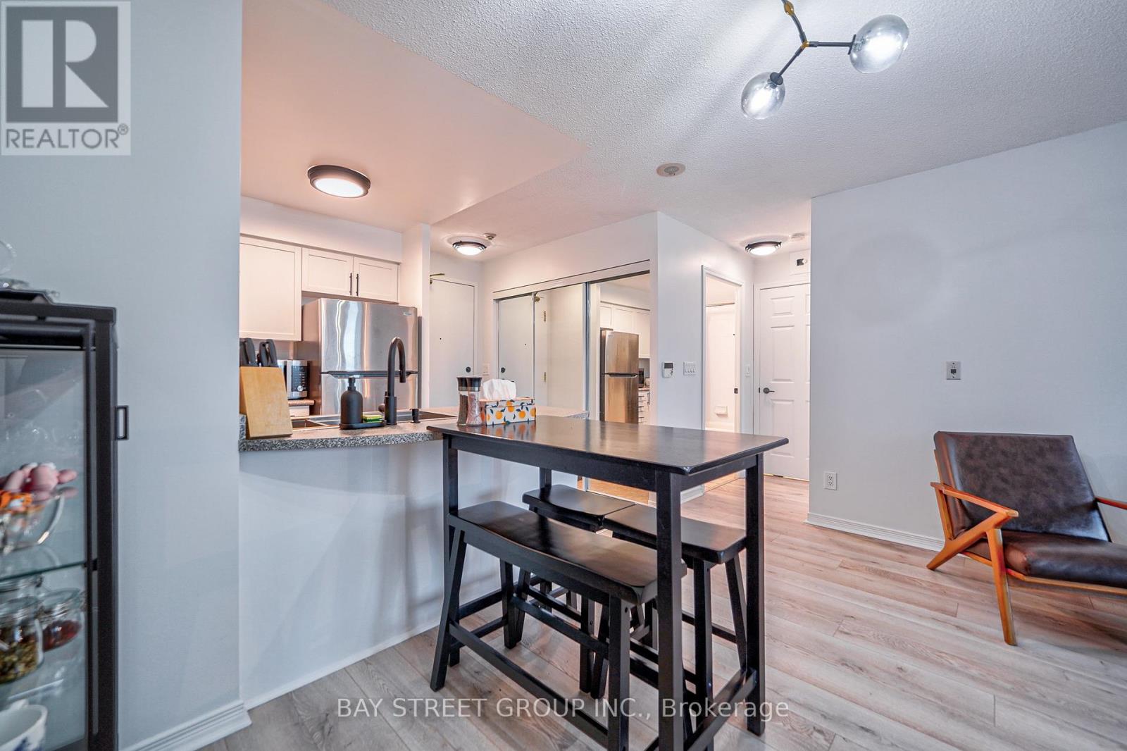 #803 5500 YONGE STREET - 17