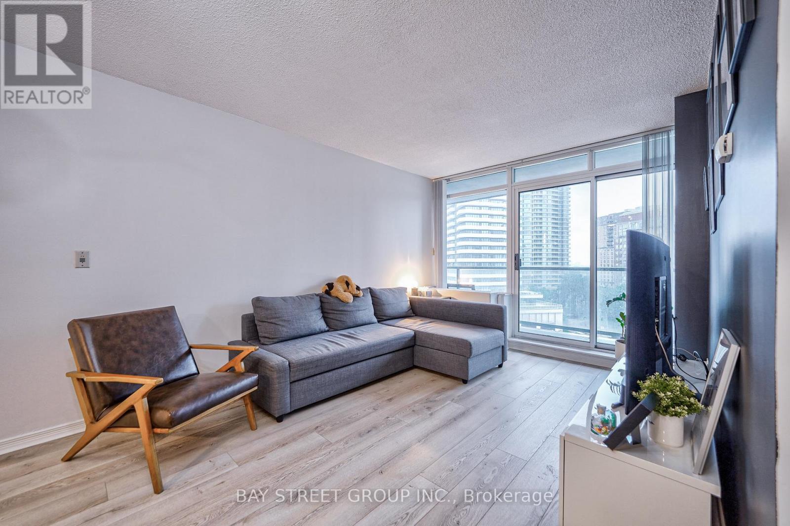 #803 5500 YONGE STREET - 18