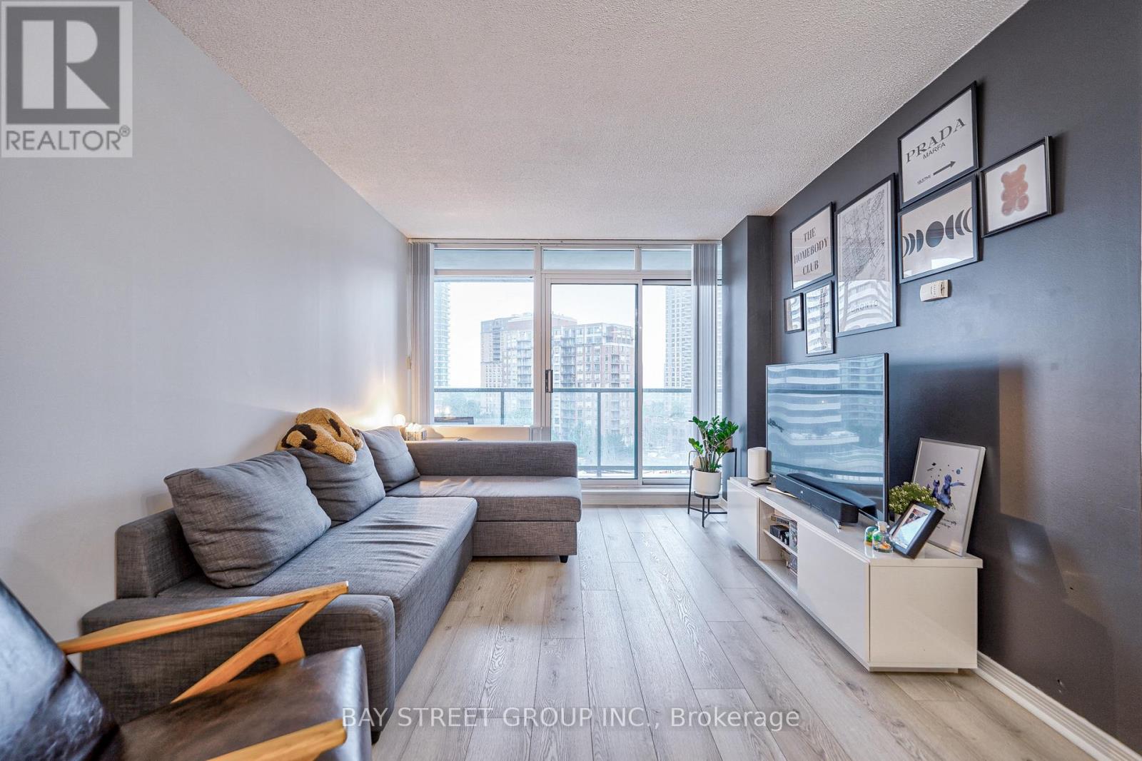 #803 5500 YONGE STREET - 19