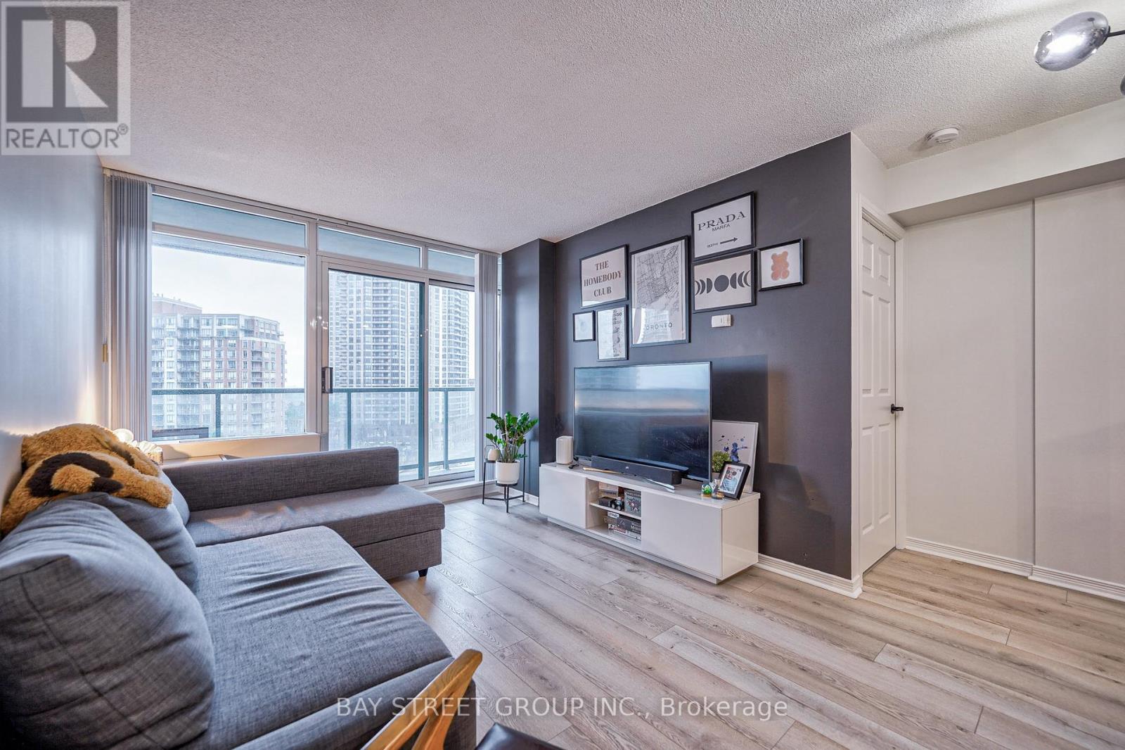 #803 5500 YONGE STREET - 20