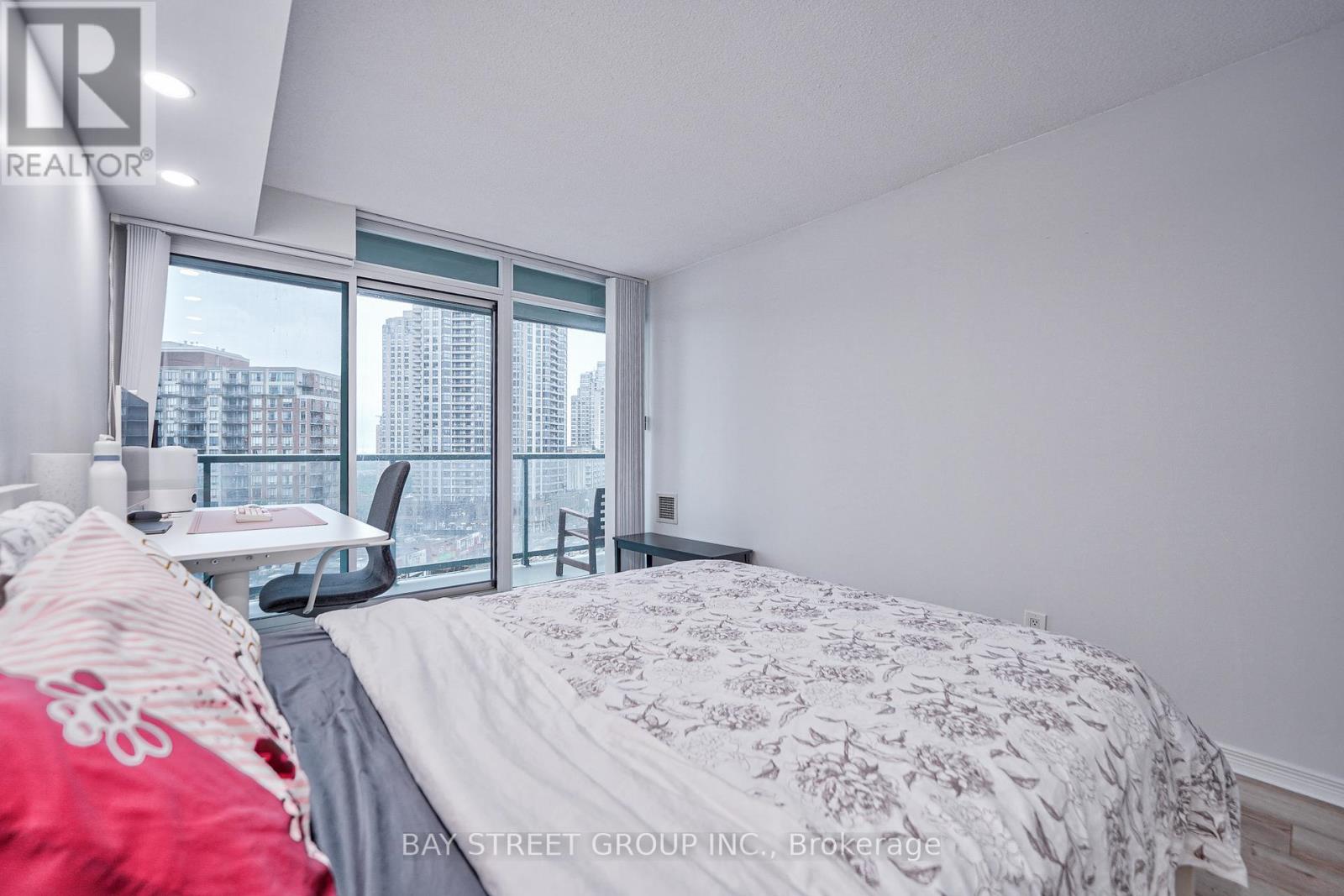 #803 5500 YONGE STREET - 31