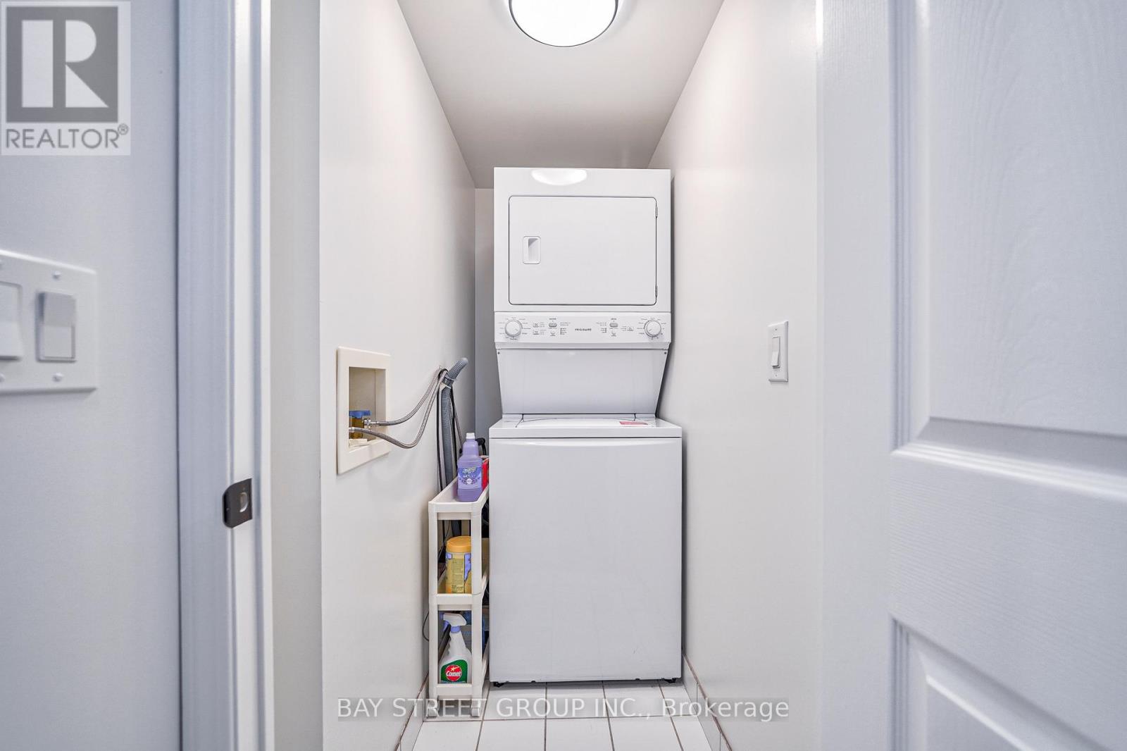 #803 5500 YONGE STREET - 32