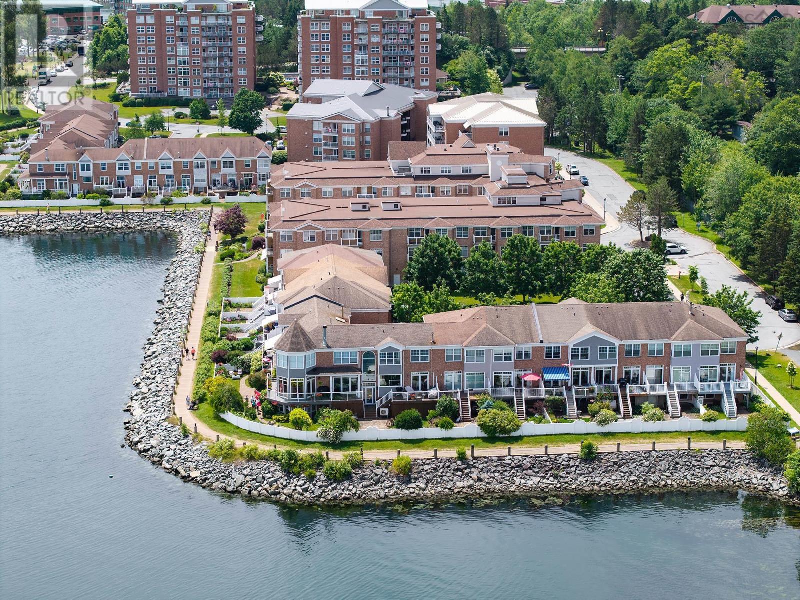 Property 2 of 46 of 4 Arthur Lismer Court