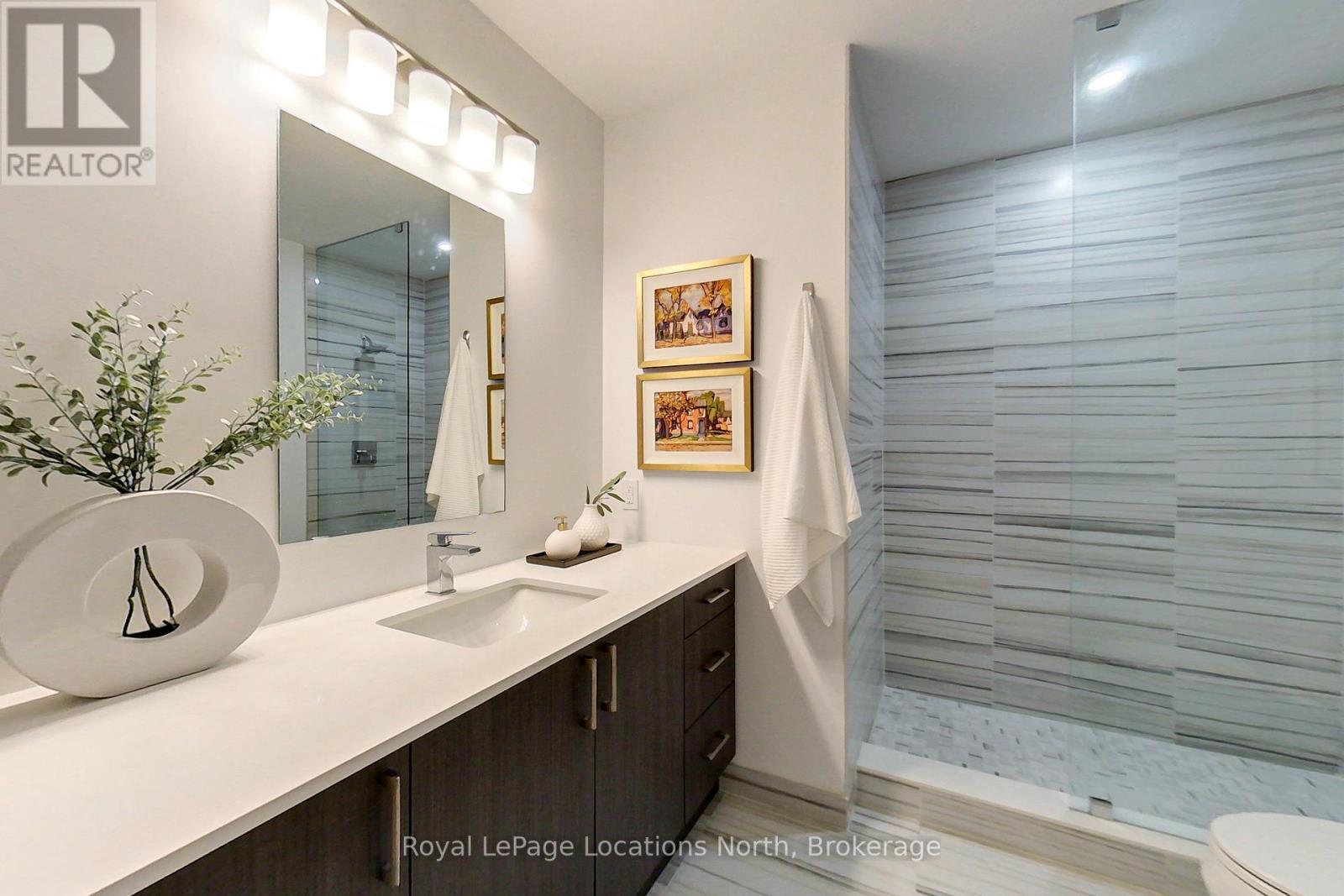 #525 1 HUME STREET - 18