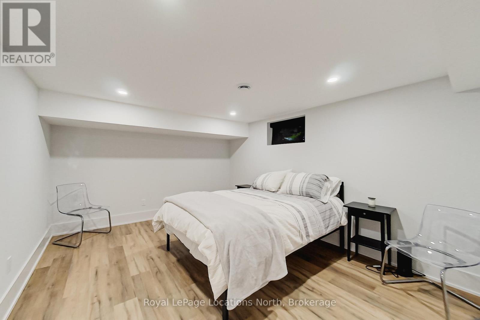 74 ARTHUR STREET E - 29