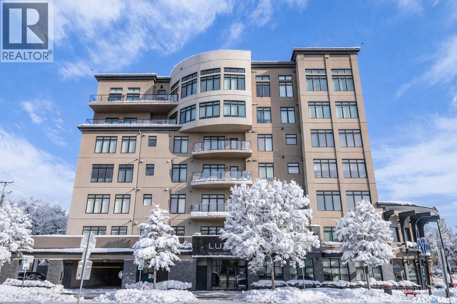 501 922 Broadway AVENUE