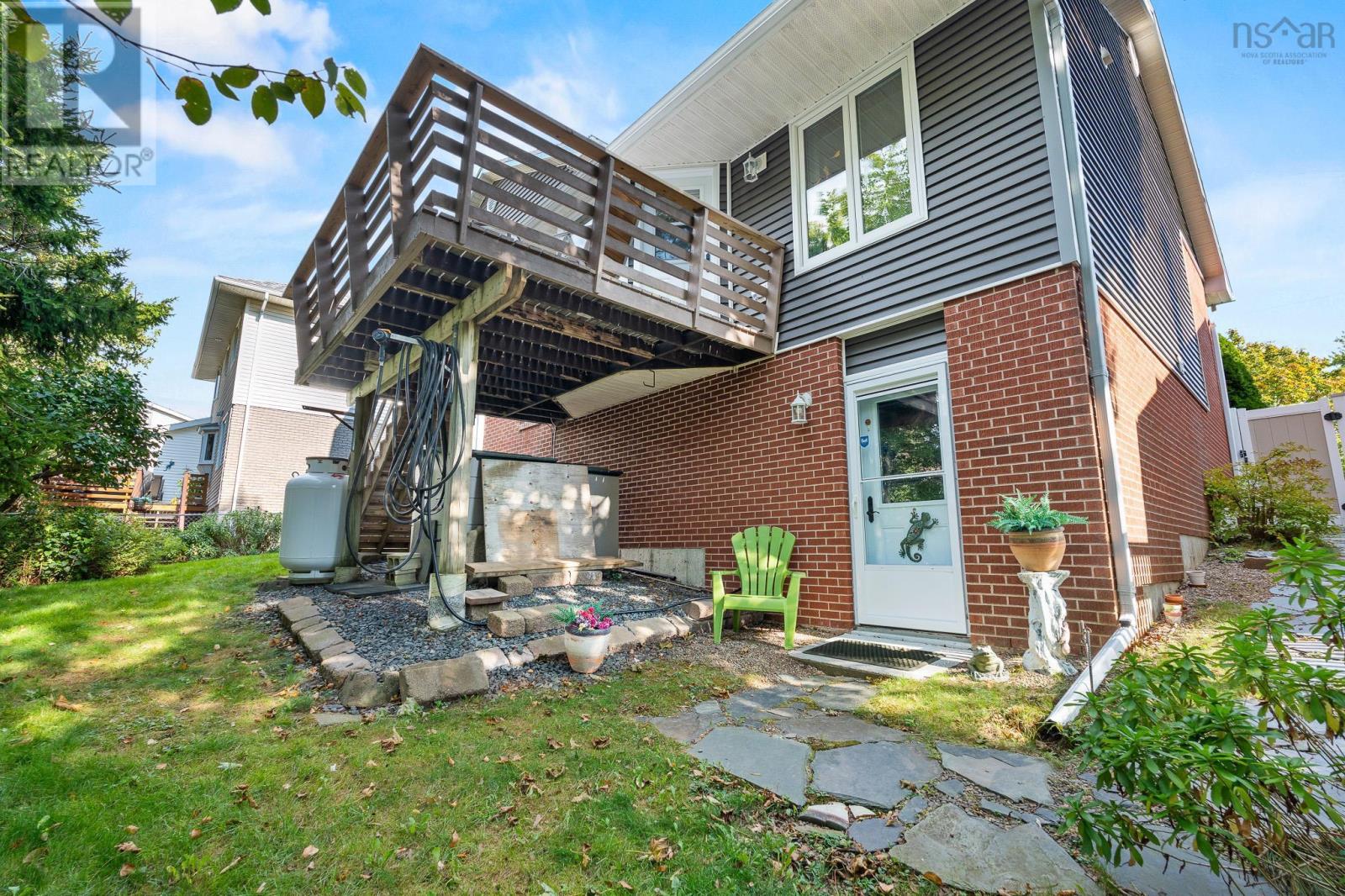 Property 46 of 50 of 12 Amberwood Court