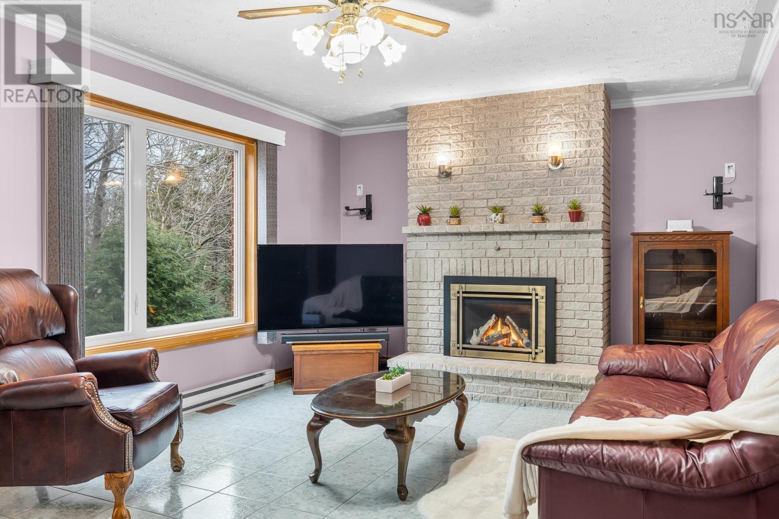 Property 2 of 50 of 12 Amberwood Court