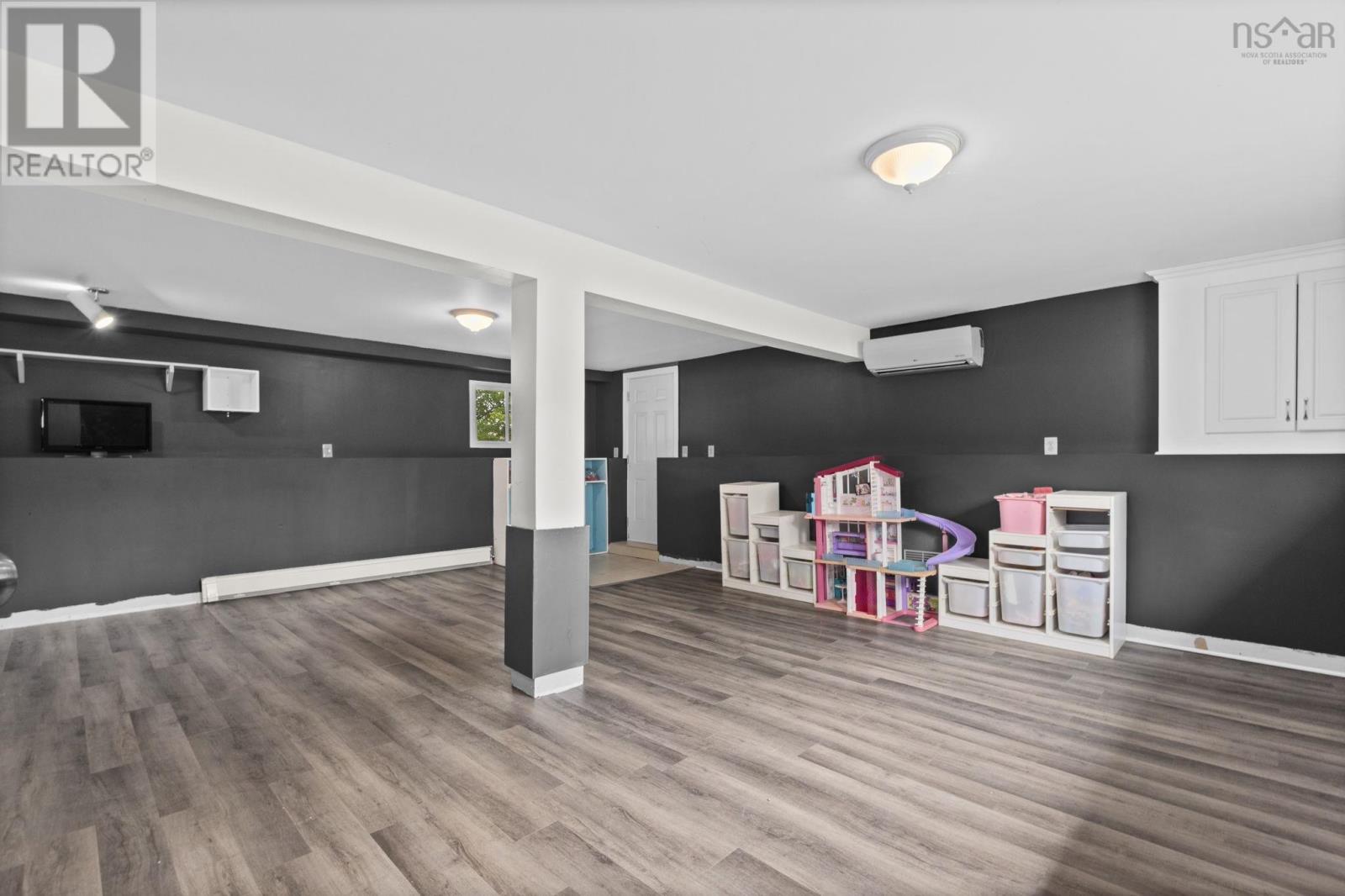 Property 20 of 42 of 14 Ernest Avenue