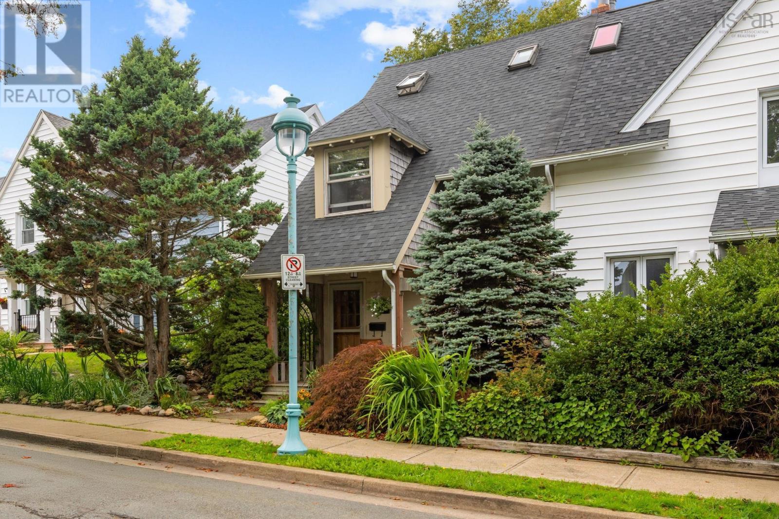 Property 2 of 49 of 5523 Sebastian Pl