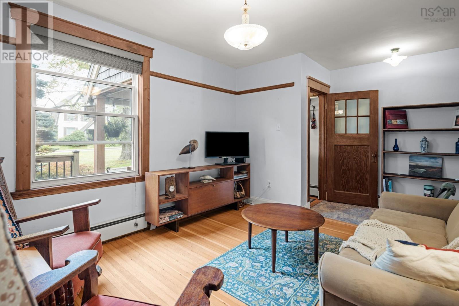 Property 7 of 49 of 5523 Sebastian Pl