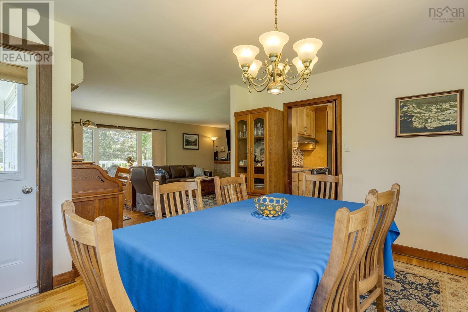 Property 10 of 51 of 9521 Commercial Street