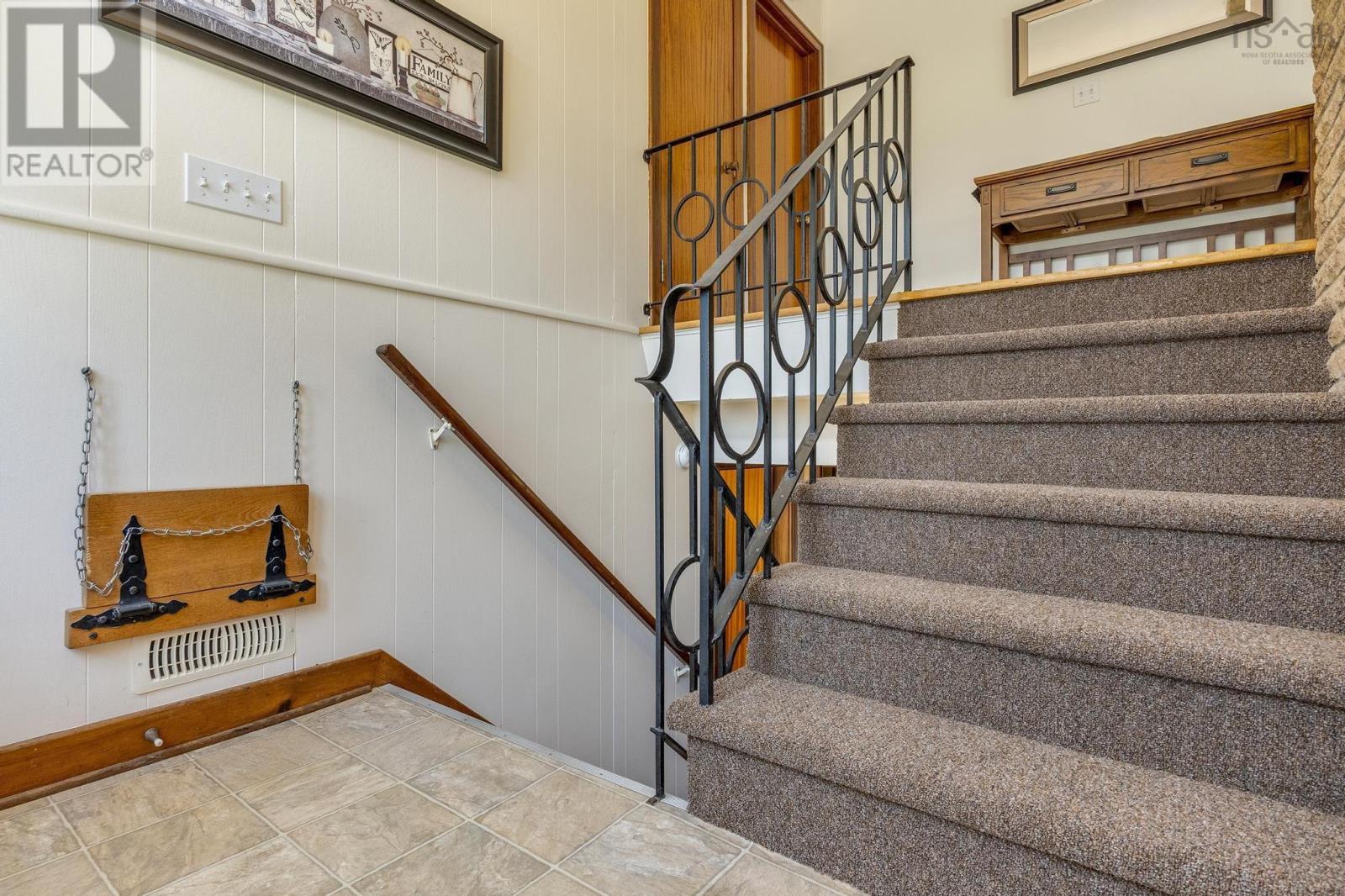 Property 28 of 51 of 9521 Commercial Street