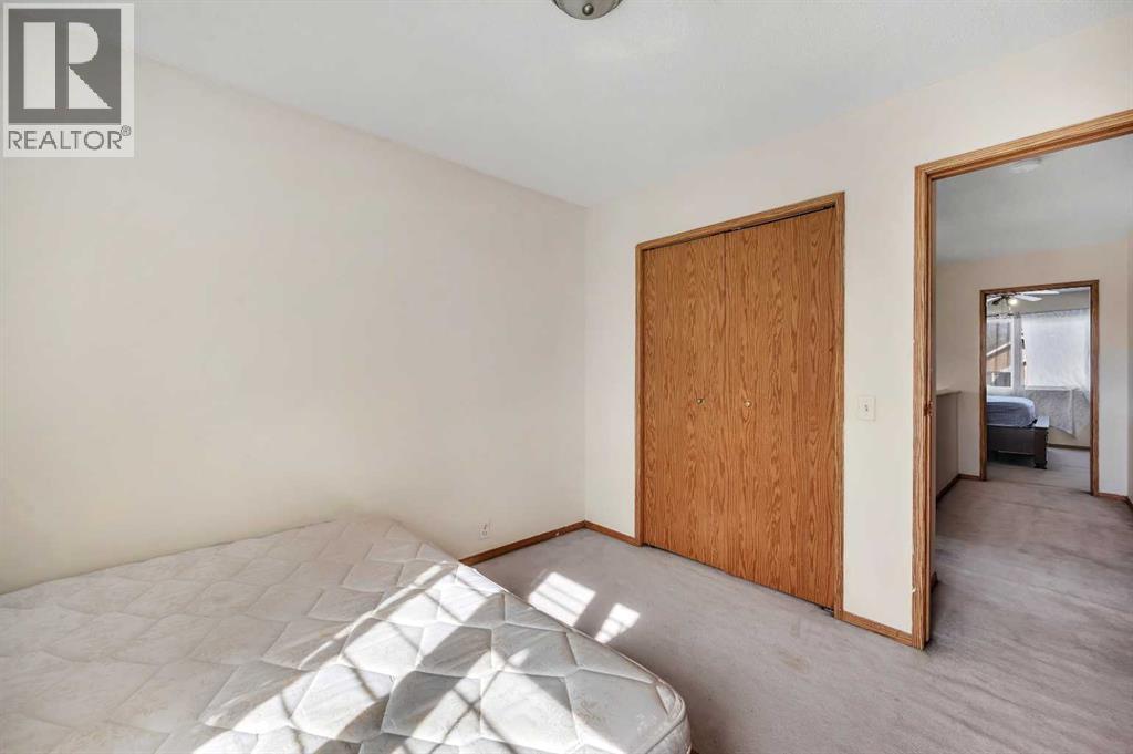 Single Family House for Sale in  Martinpark Way NE Martindale Calgary 