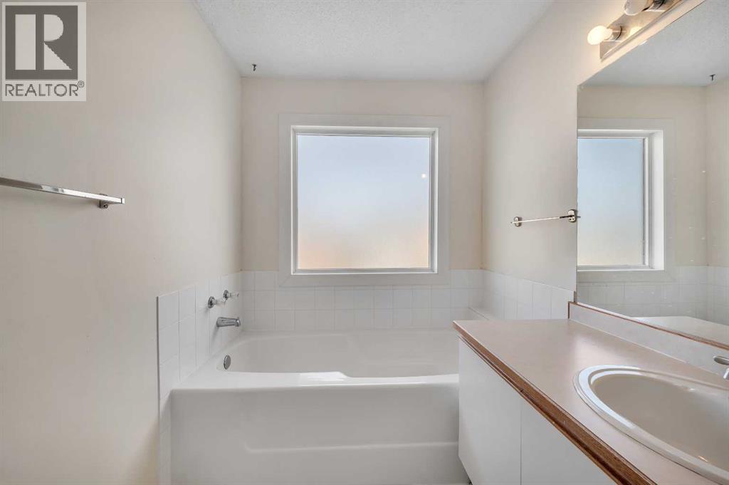 Single Family House for Sale in  Martinpark Way NE Martindale Calgary 