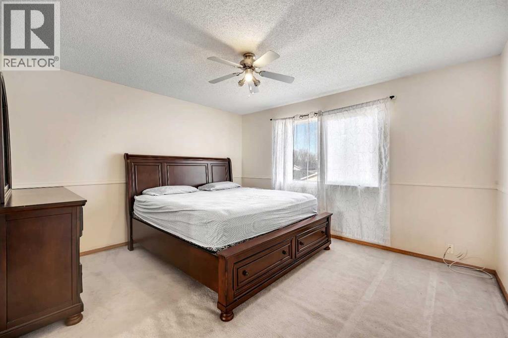 Single Family House for Sale in  Martinpark Way NE Martindale Calgary 