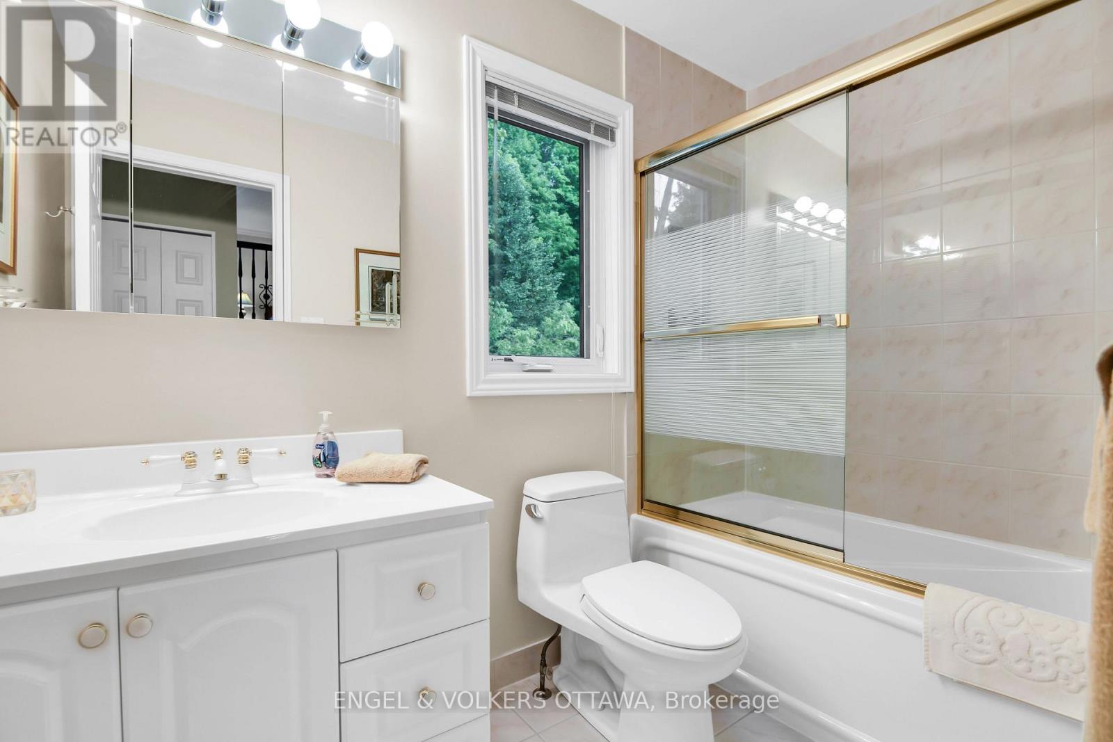1 - 65 WHITEMARL DRIVE — photo 29