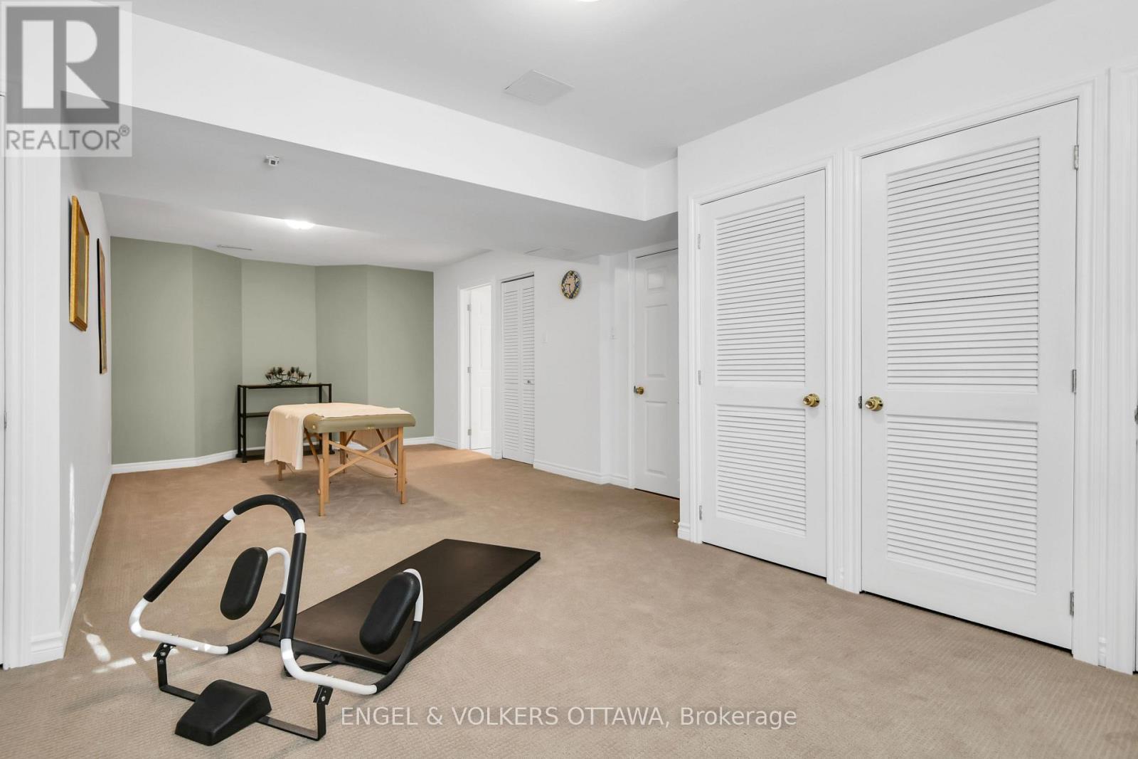1 - 65 WHITEMARL DRIVE — photo 32