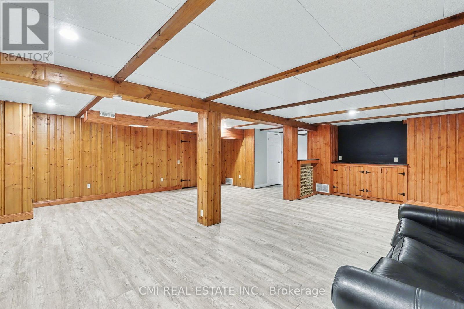 645 RIVERSIDE DRIVE - 33