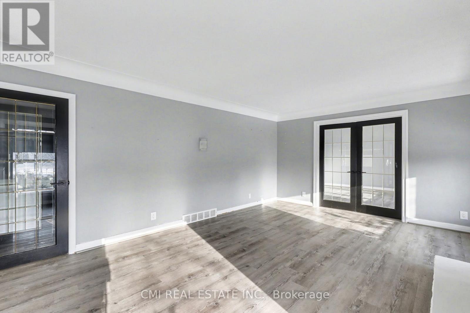 645 RIVERSIDE DRIVE - 7