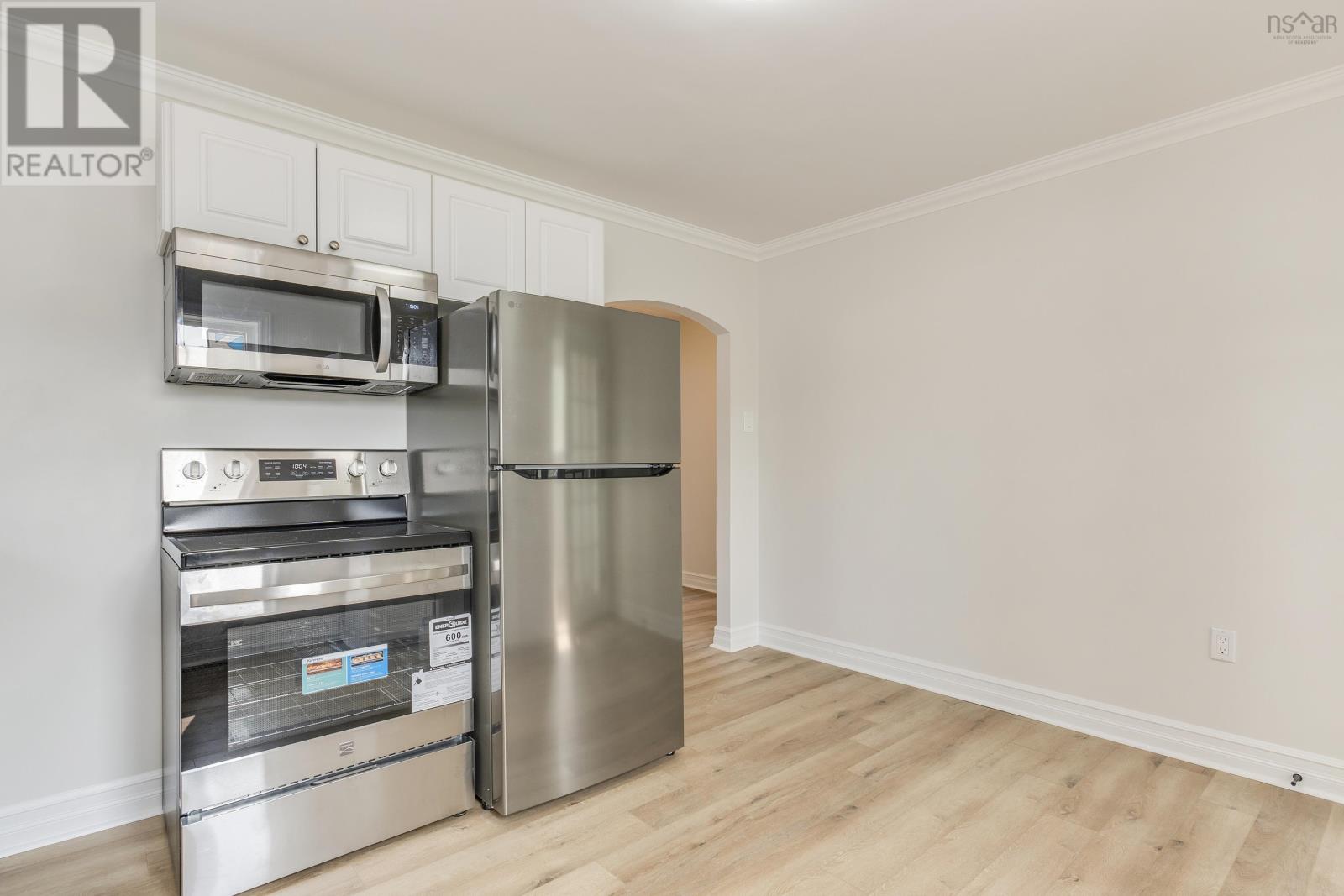 Property 7 of 23 of 66 Woodland Avenue