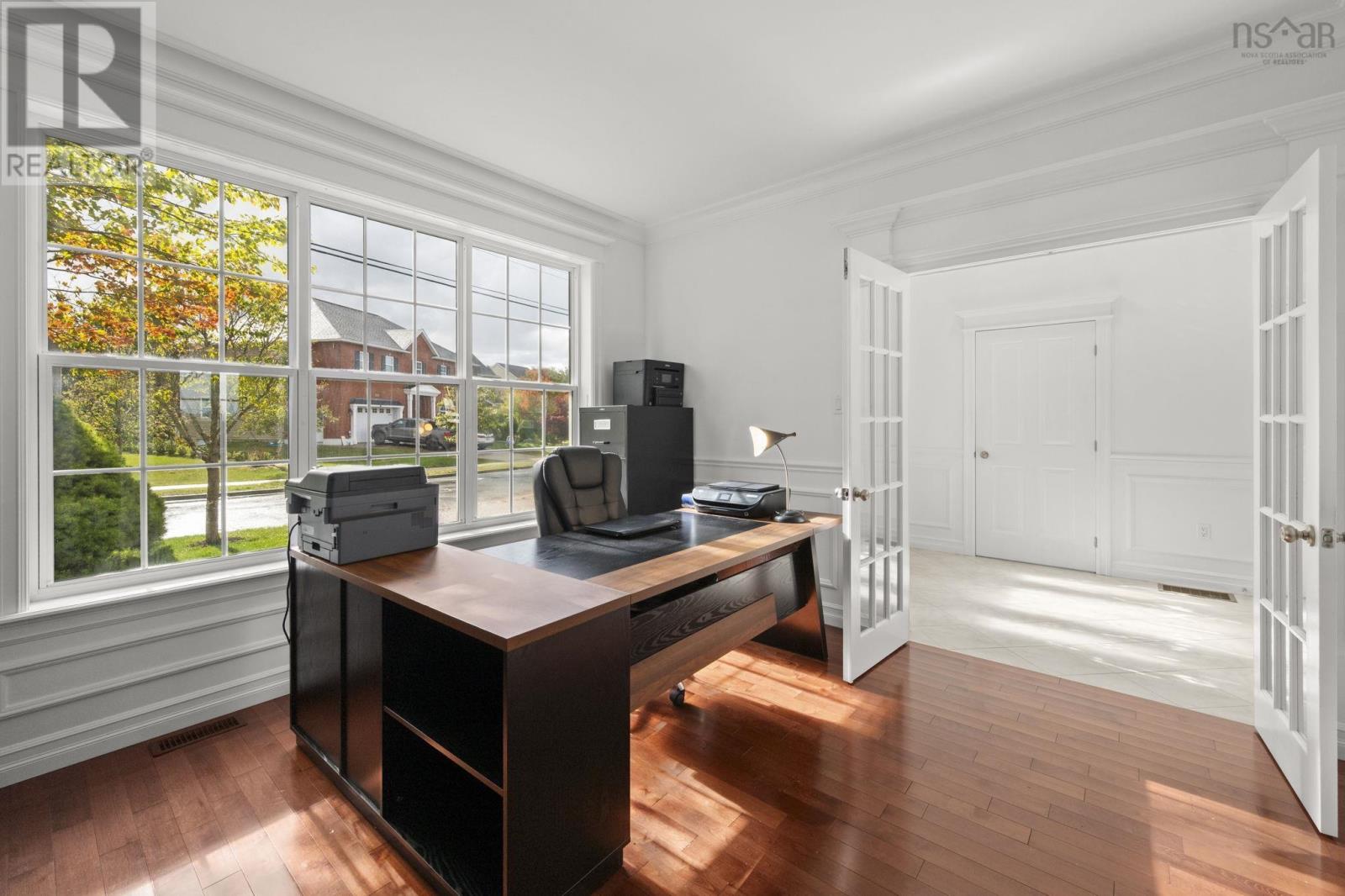 Property 20 of 51 of 24 Vanier Way