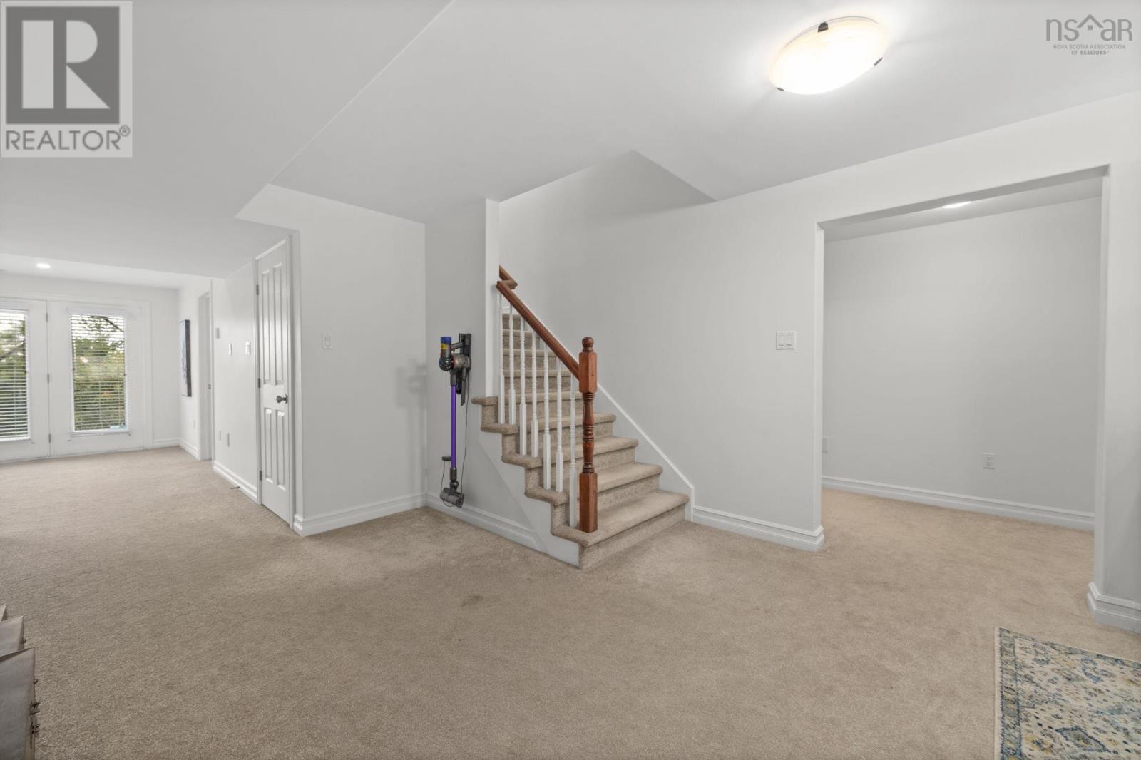 Property 36 of 51 of 24 Vanier Way