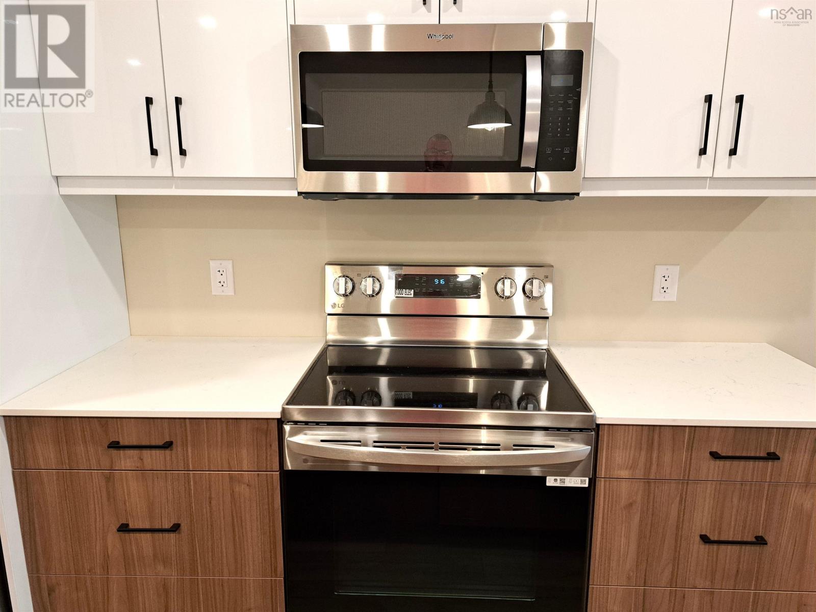 Property 20 of 34 of 127 Kent Road