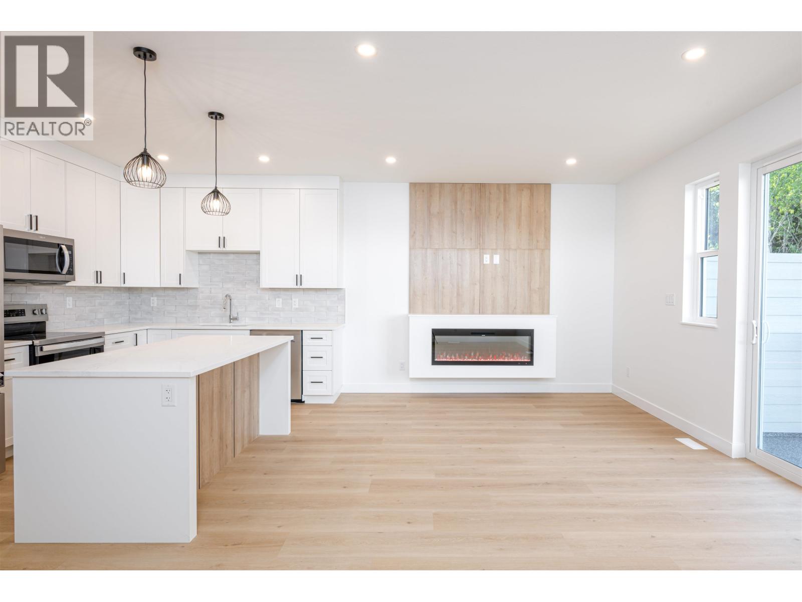 101 7785 SOUTHRIDGE AVENUE, Prince George