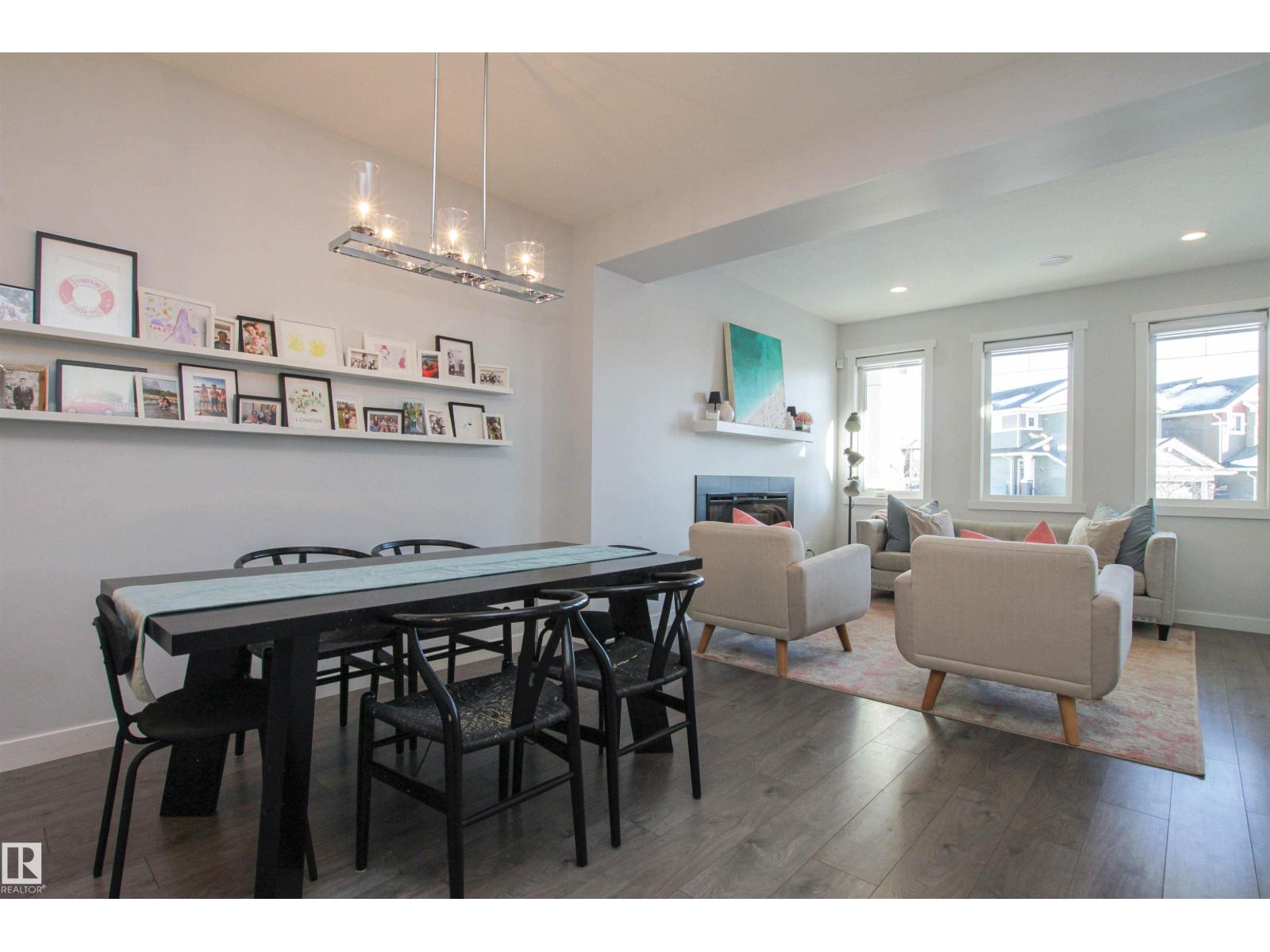 16752 15 AV SW, Edmonton