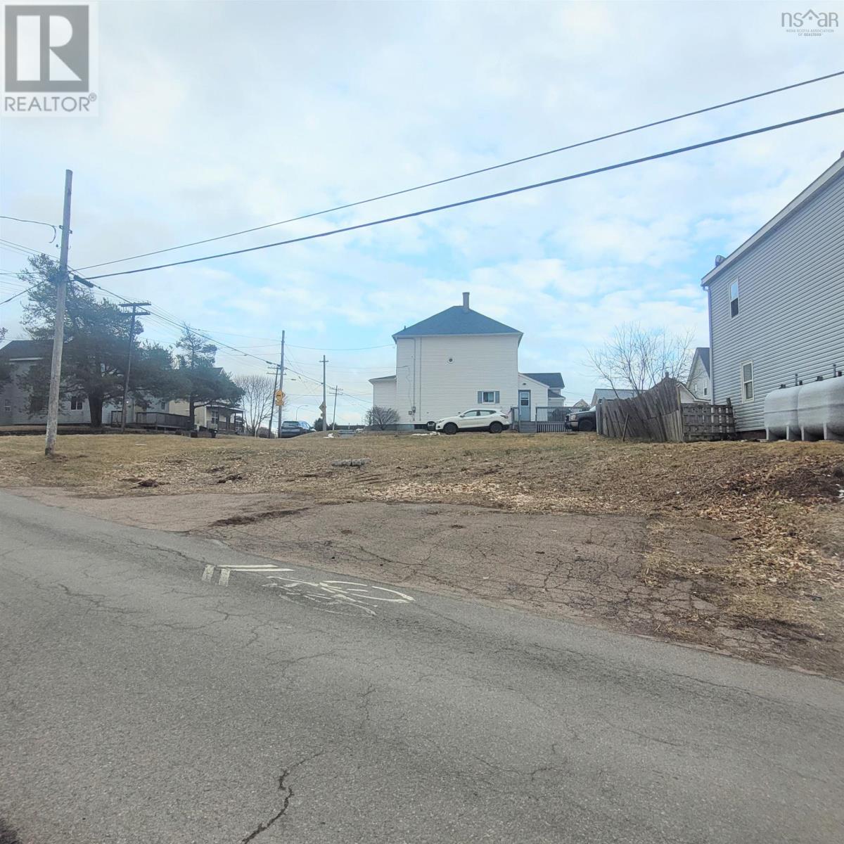 Property photo of 1 park Street