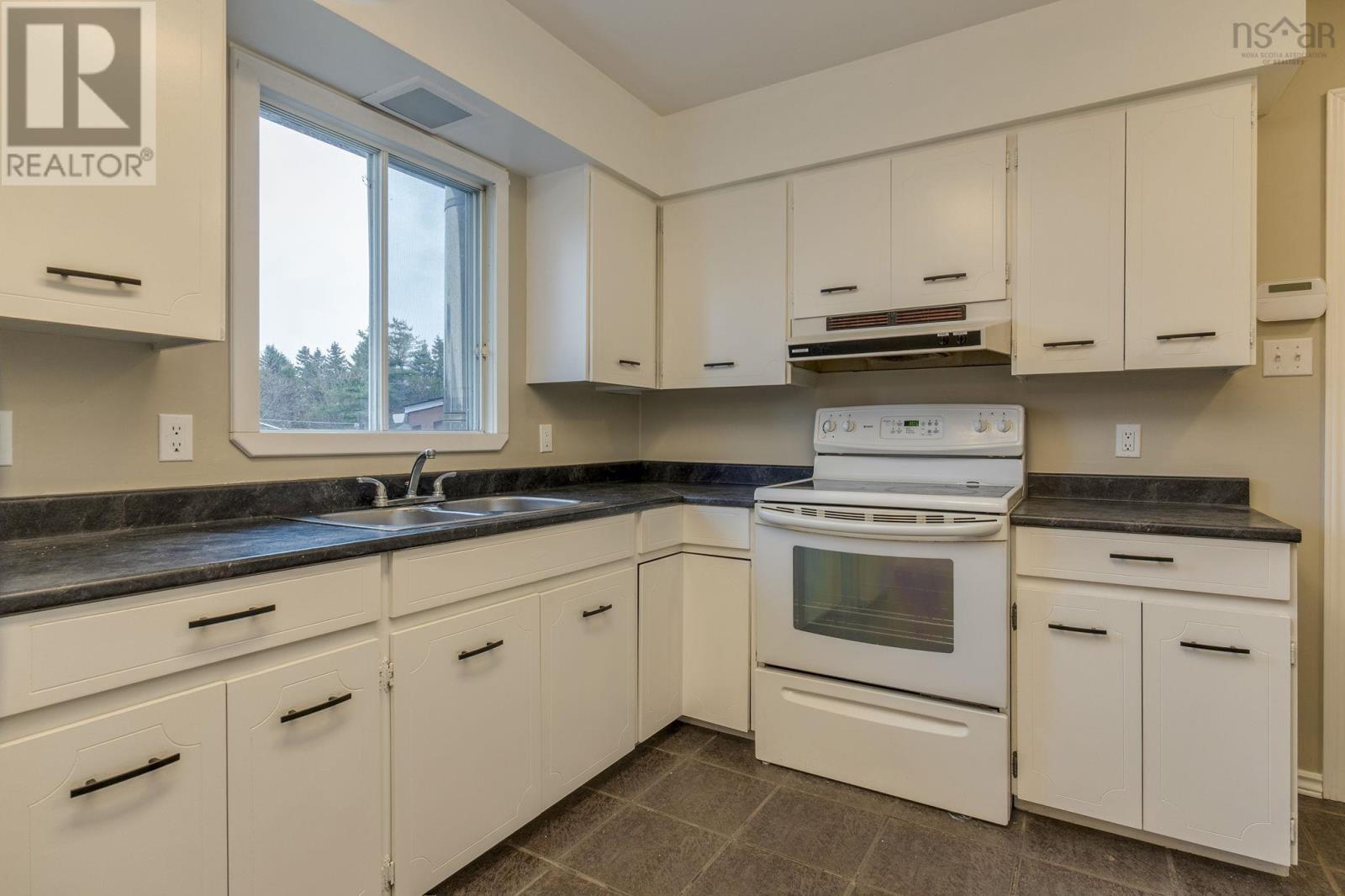 Property 19 of 34 of 1992 Shore Road