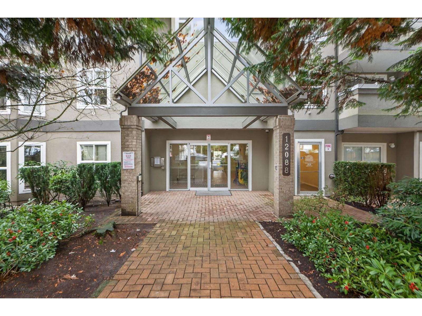 214 12088 66 AVENUE Street - photo 2