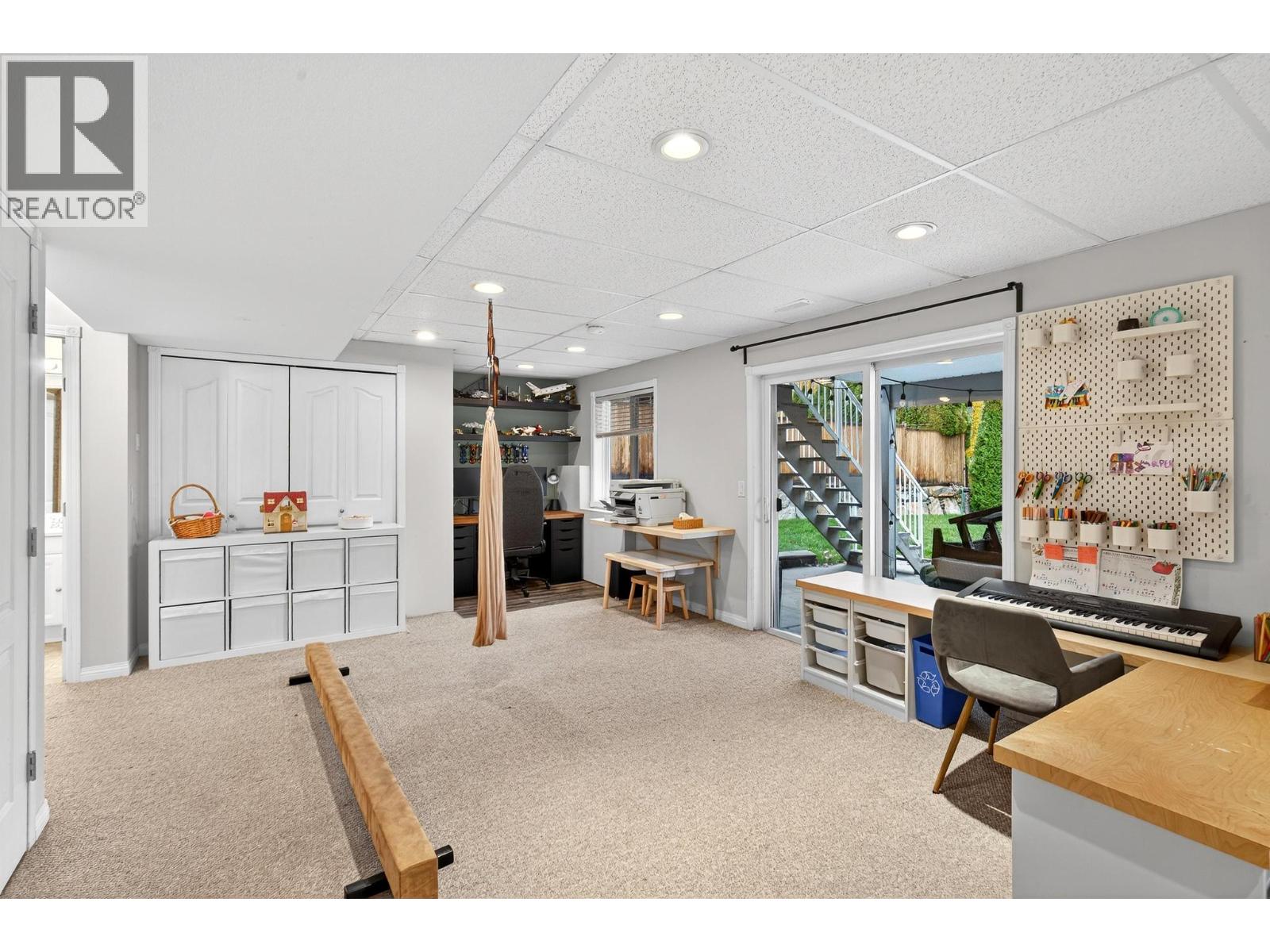  1971 Rosealee Lane, West Kelowna