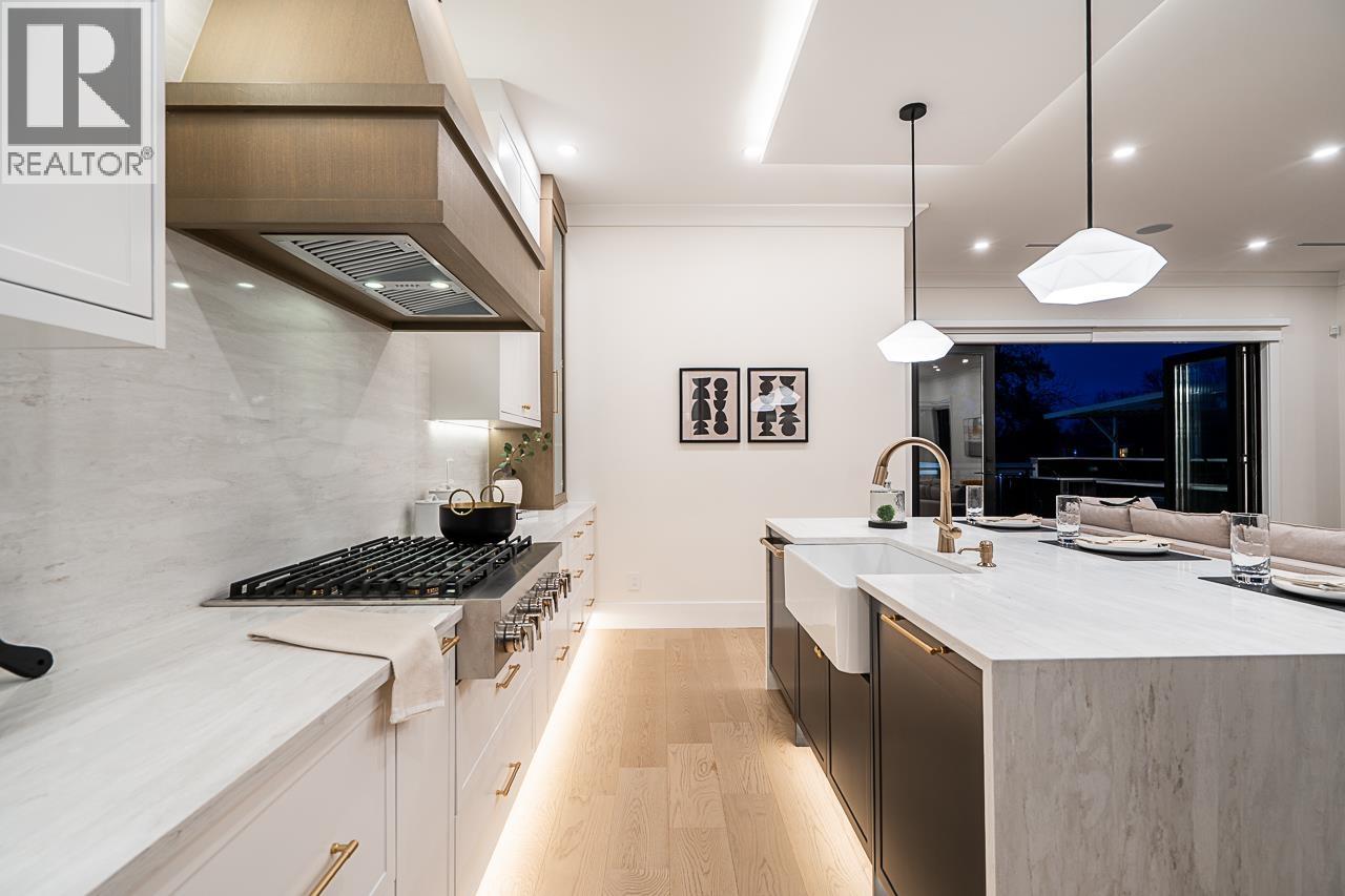 2 8667 ARMSTRONG AVENUE, Burnaby