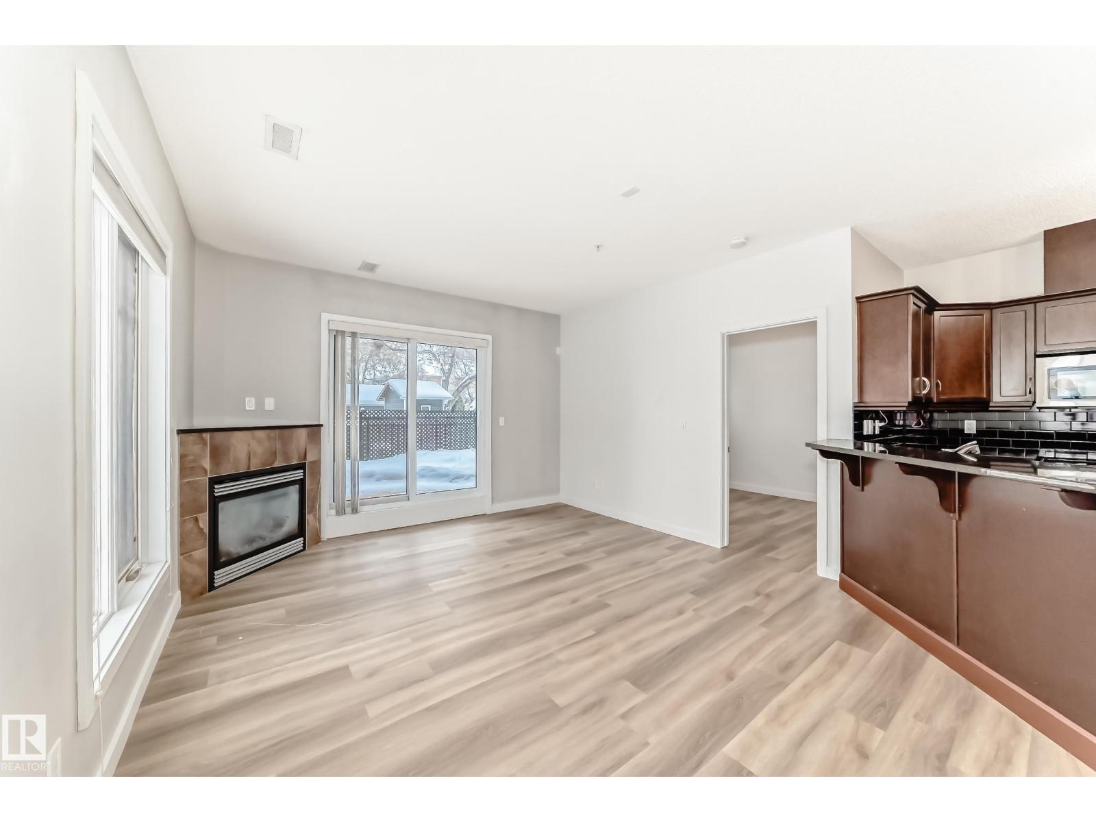 #103 7907 109 ST NW - 17