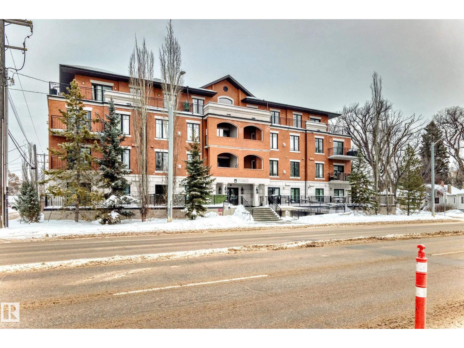 #103 7907 109 ST NW - 3