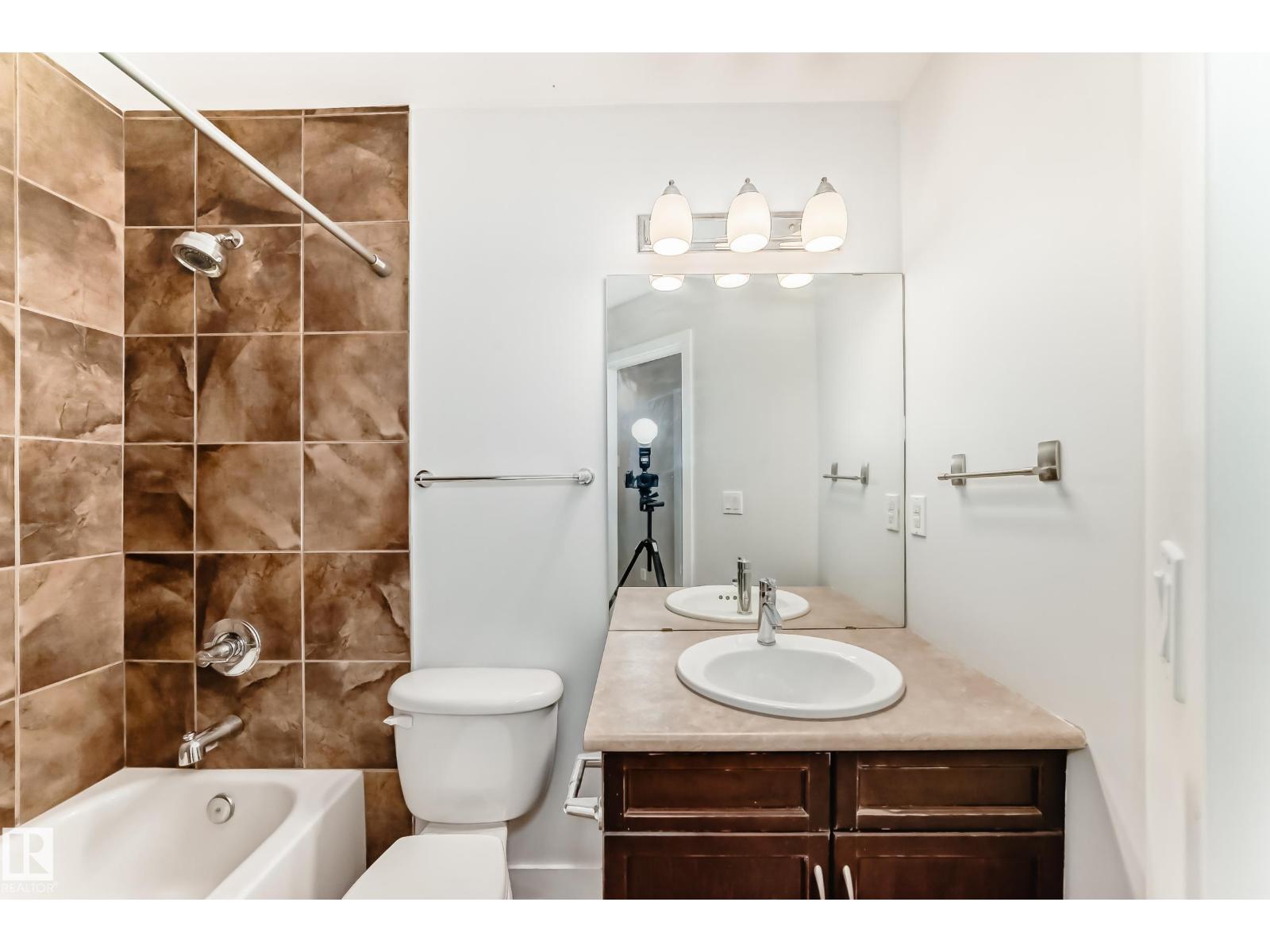 #103 7907 109 ST NW - 37